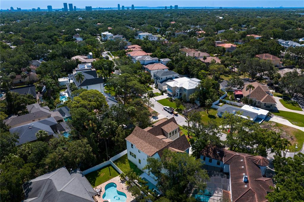 Tampa, Florida, 33629, United States, 5 Bedrooms Bedrooms, ,5 BathroomsBathrooms,Residential,For Sale,1837490