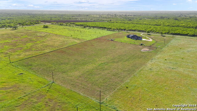 1530 COUNTY ROAD 132, Floresville, Texas, 78114, United States, 3 Bedrooms Bedrooms, ,4 BathroomsBathrooms,Residential,For Sale,1530 COUNTY ROAD 132,1628235