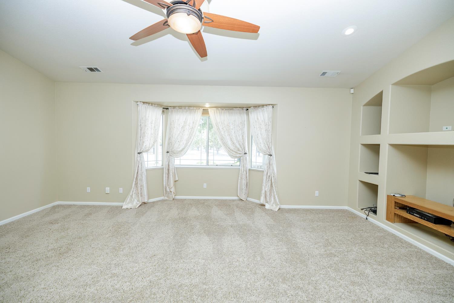 Hickman, California, 95323, United States, 4 Bedrooms Bedrooms, ,2 BathroomsBathrooms,Residential,For Sale,1914069