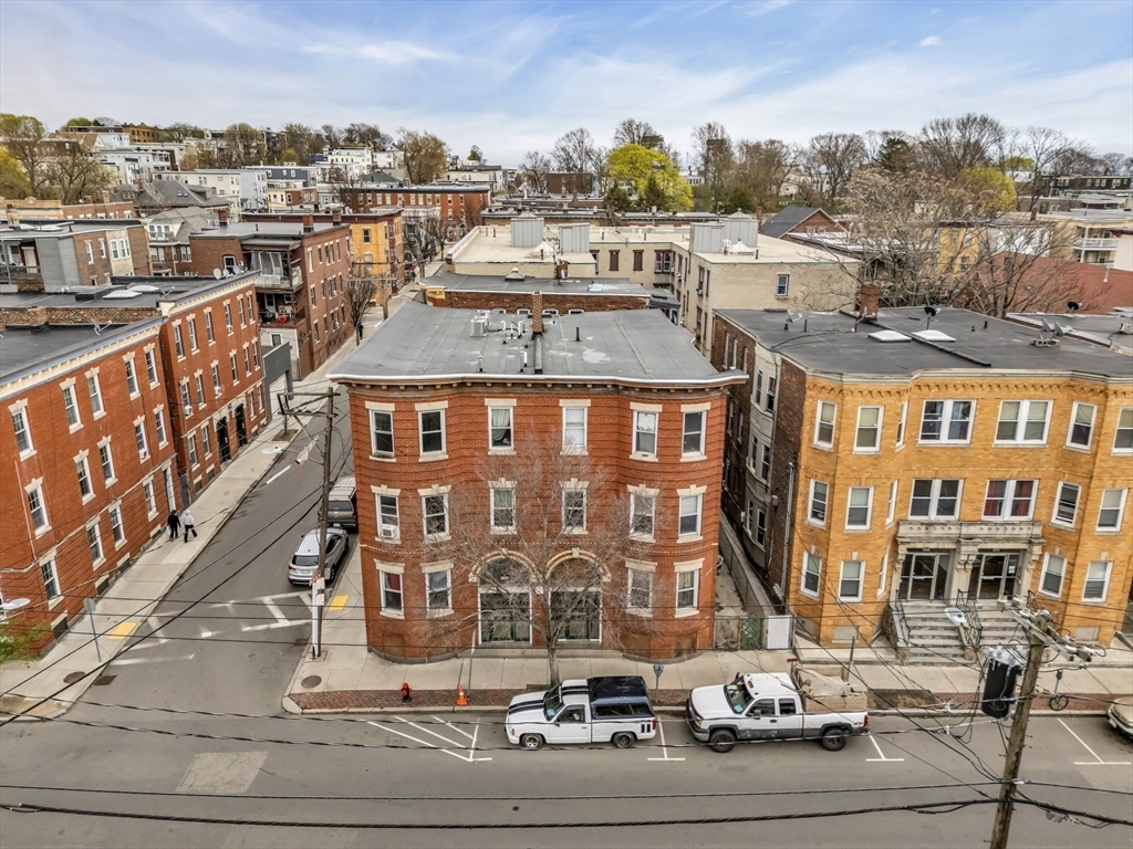 Chelsea, Massachusetts, 02150, United States, 9 Bedrooms Bedrooms, ,5 BathroomsBathrooms,Residential,For Sale,2039776