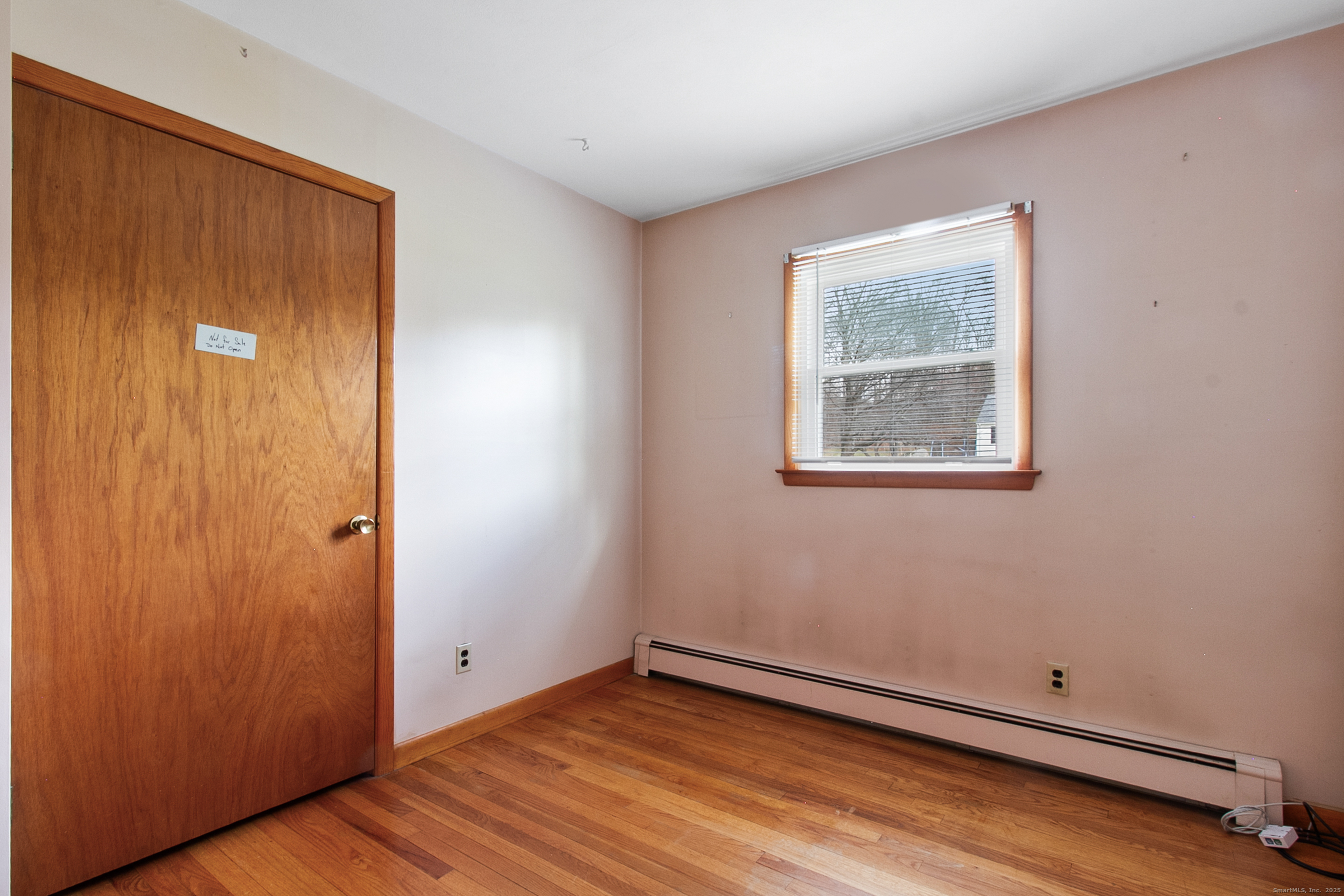 New Fairfield, Connecticut, 06812, United States, 3 Bedrooms Bedrooms, ,3 BathroomsBathrooms,Residential,For Sale,1997532