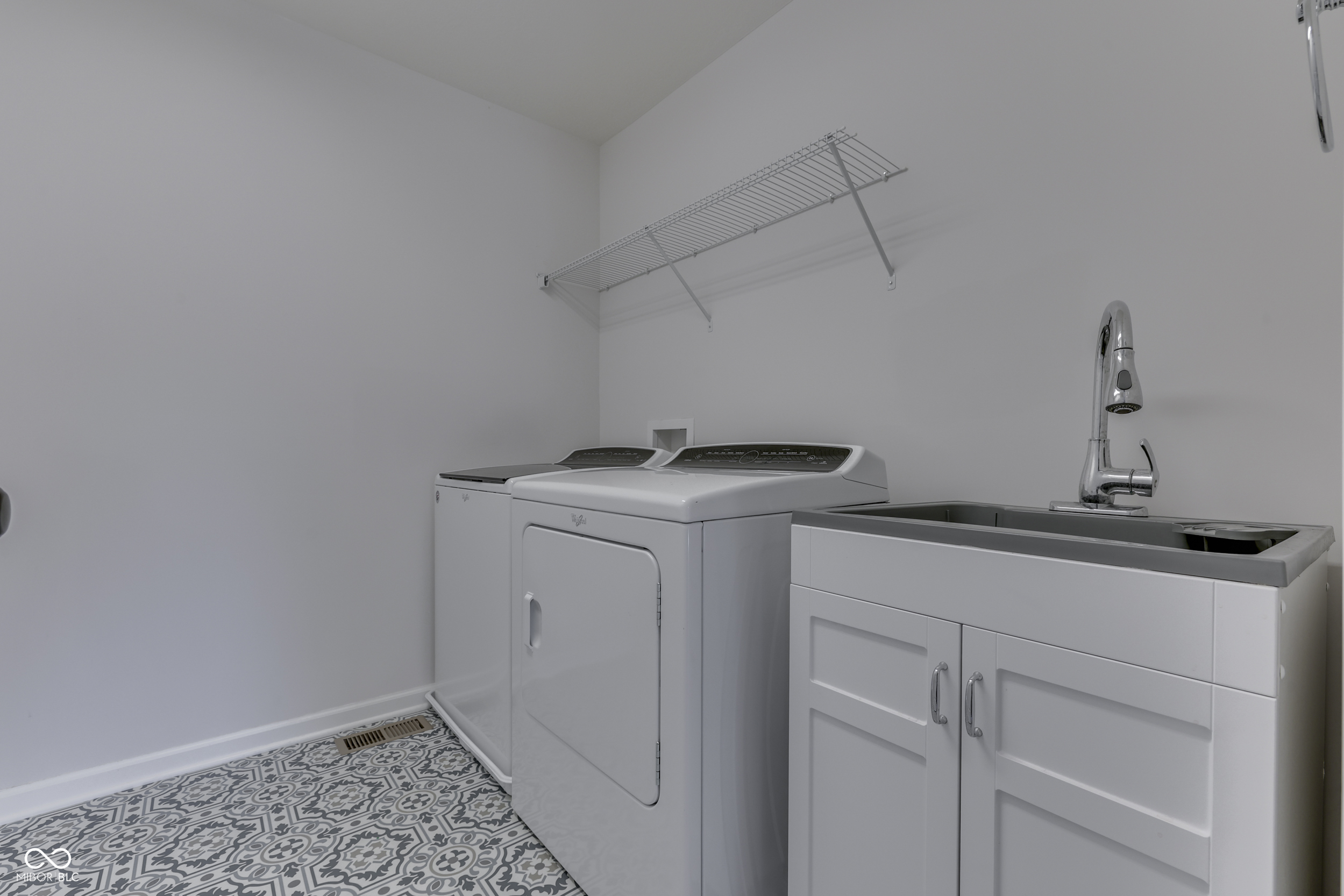 Indianapolis, Indiana, 46259, United States, 4 Bedrooms Bedrooms, ,4 BathroomsBathrooms,Residential,For Sale,2005731