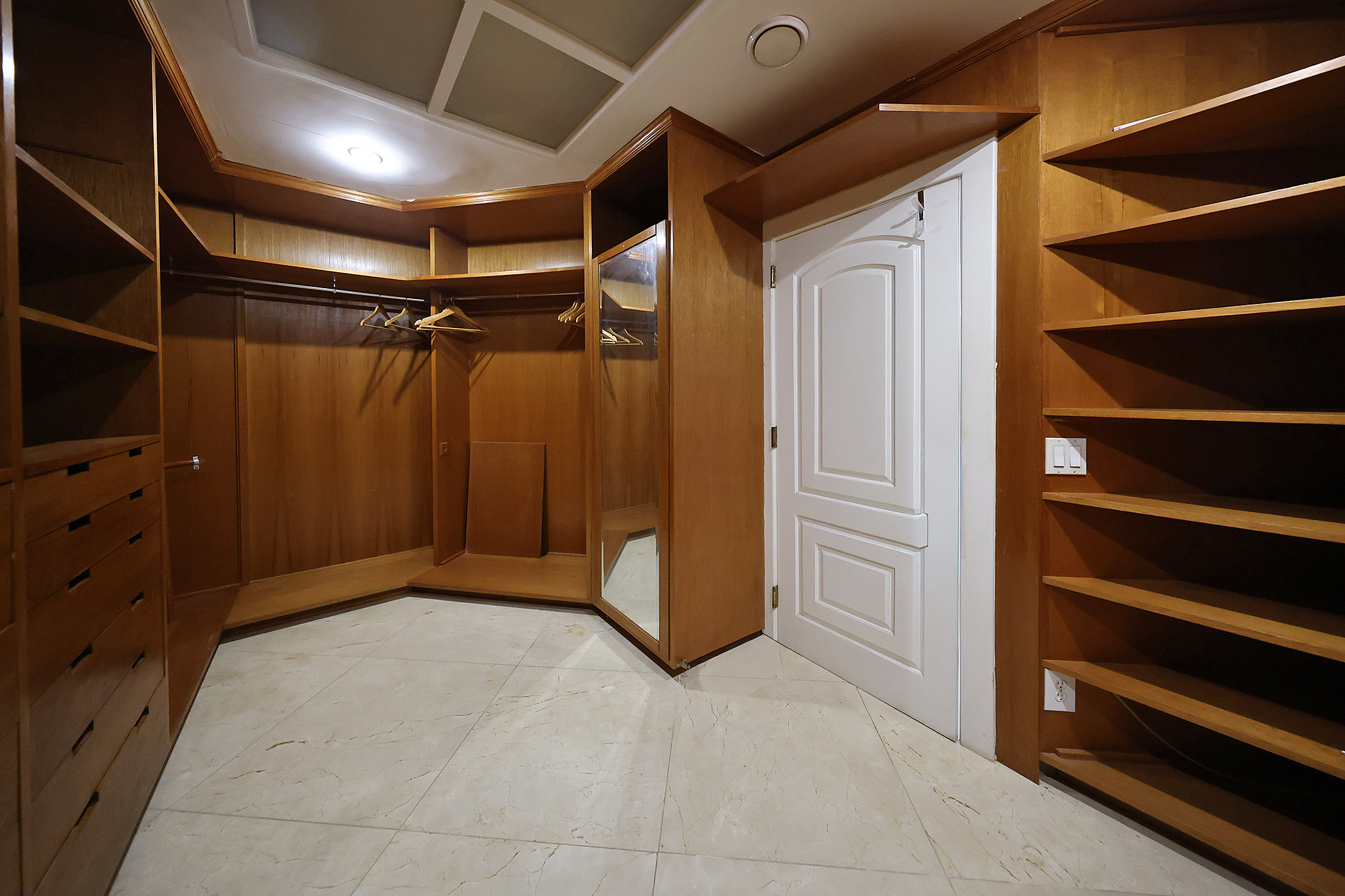  Triplex penthouse with oceanfront views on Avenida Atlântica - 物件實景