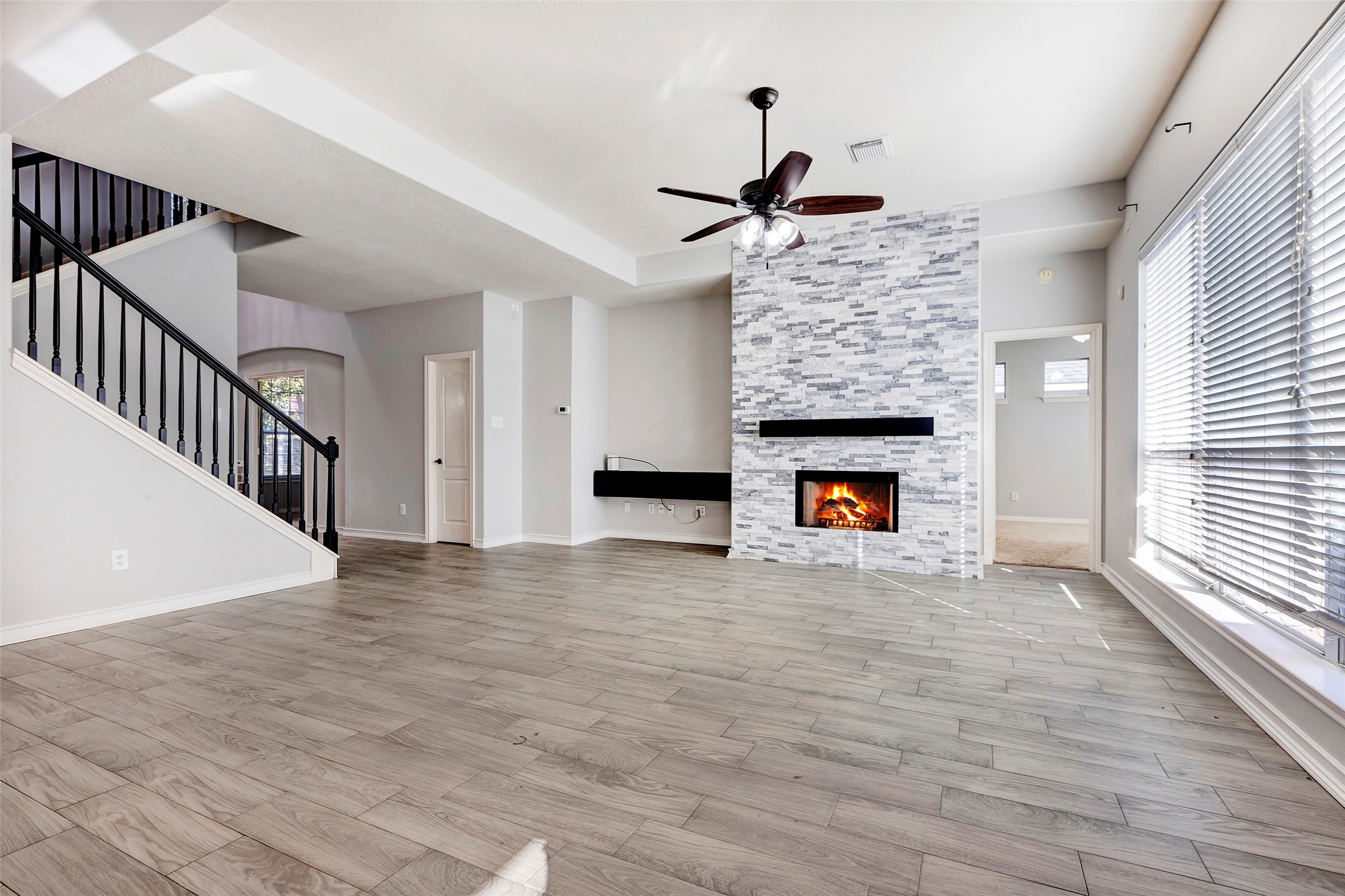 Tomball, Texas, 77377, United States, 4 Bedrooms Bedrooms, ,3 BathroomsBathrooms,Residential,For Sale,1989419