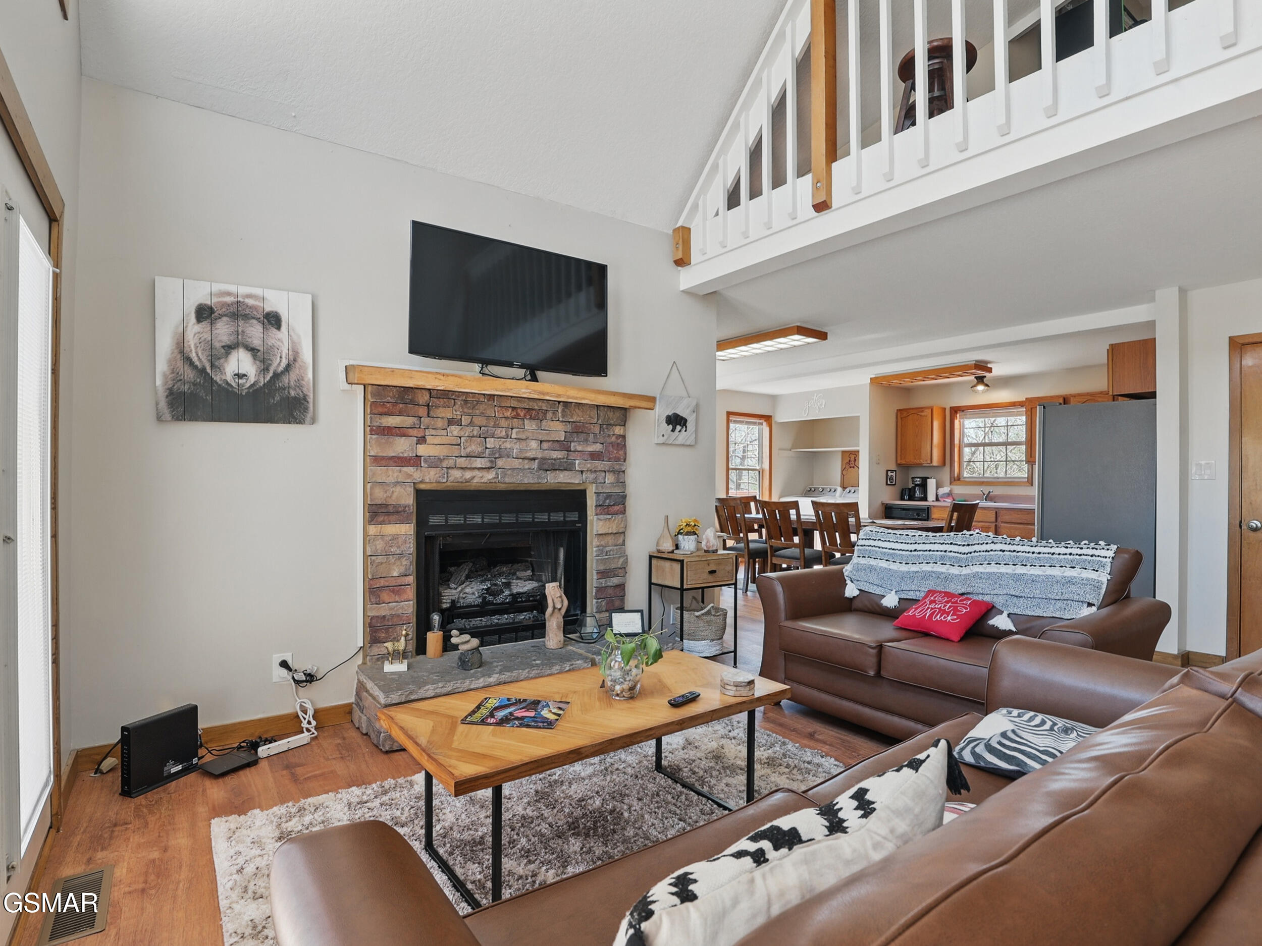 Sevierville, Tennessee, 37862, United States, 4 Bedrooms Bedrooms, ,4 BathroomsBathrooms,Residential,For Sale,1928757