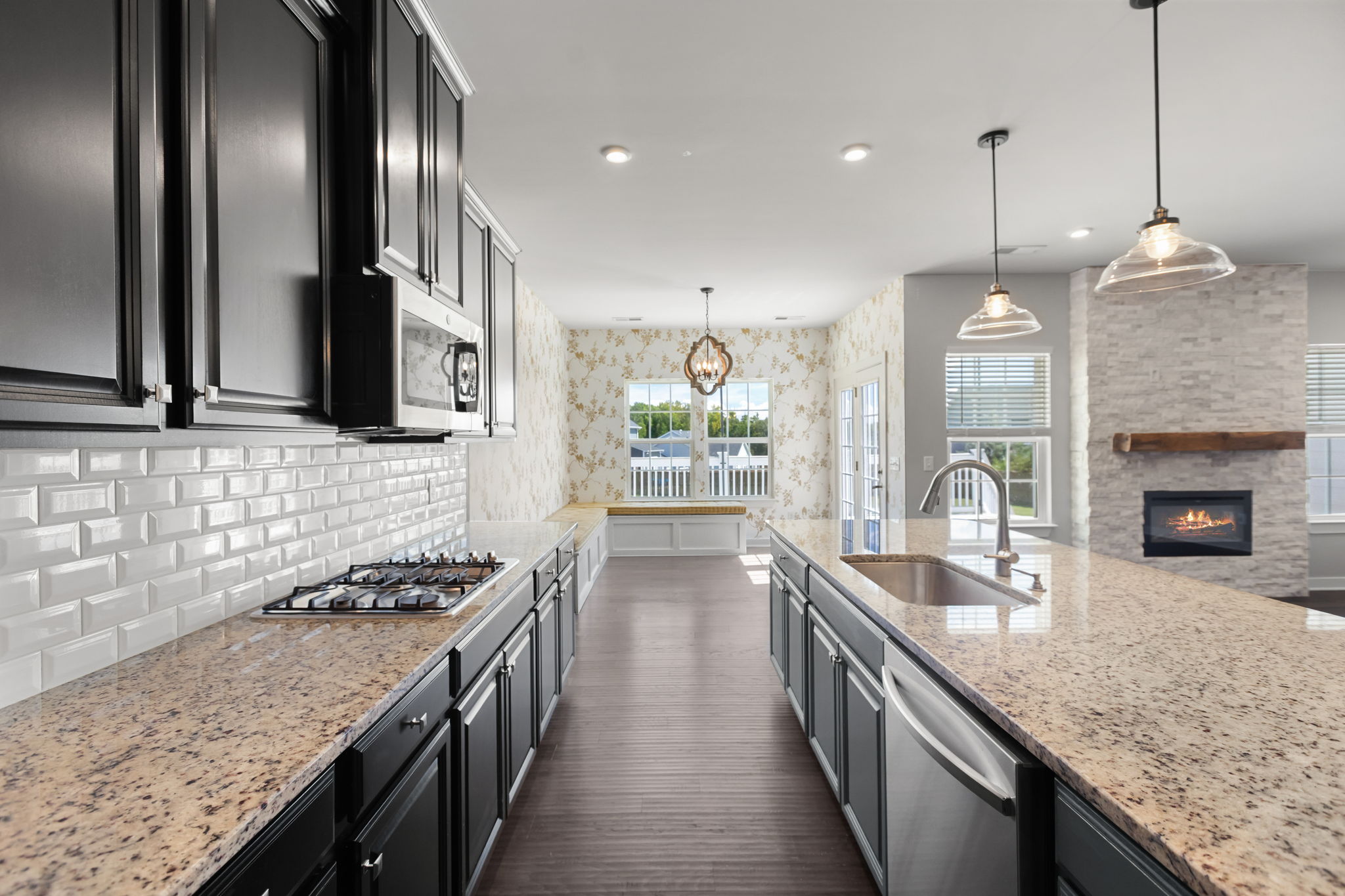  216 Edwin Ellis Dr, Greer, SC 29651 - 物件實景