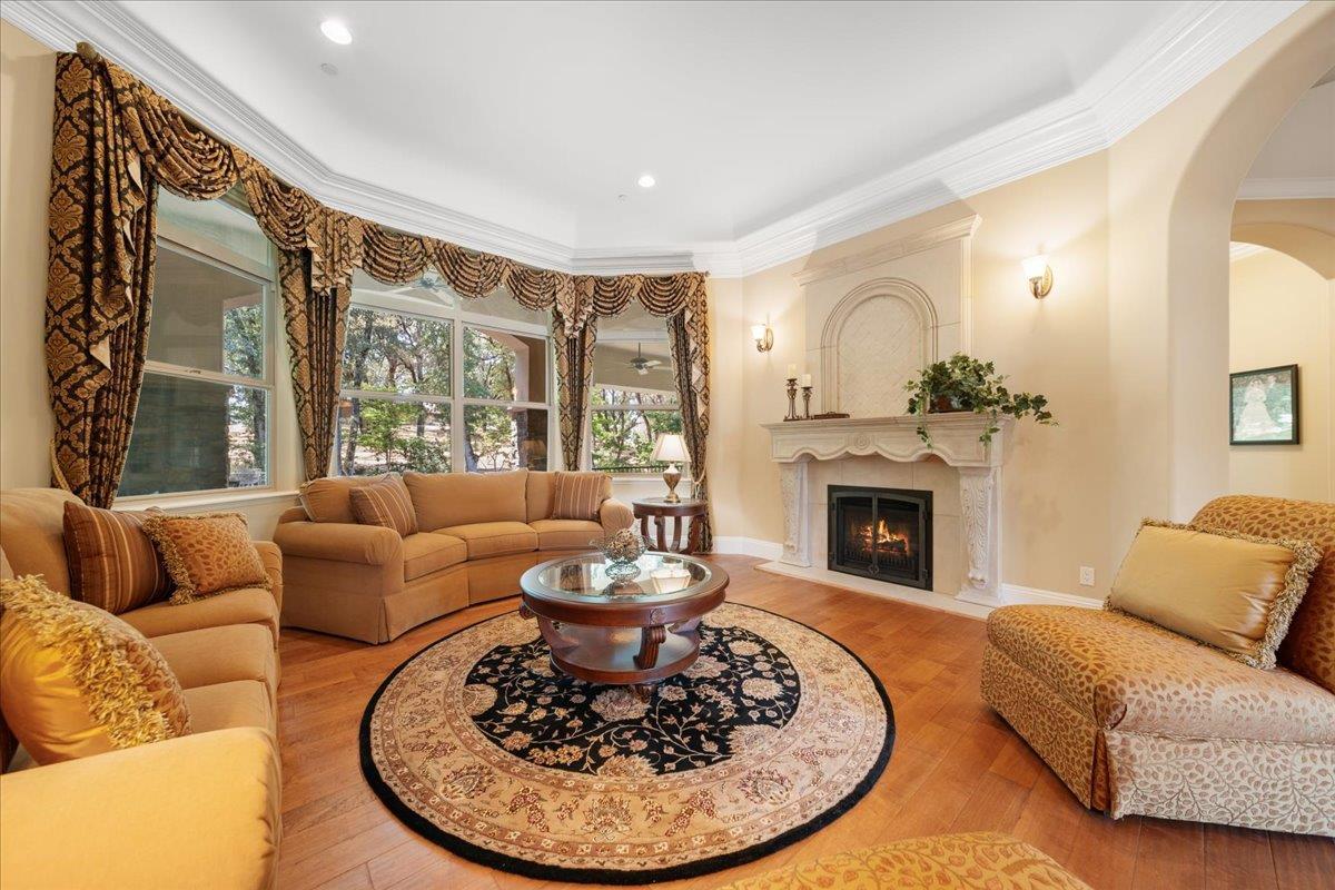 Auburn, California, 95602, United States, 4 Bedrooms Bedrooms, ,4 BathroomsBathrooms,Residential,For Sale,1974114