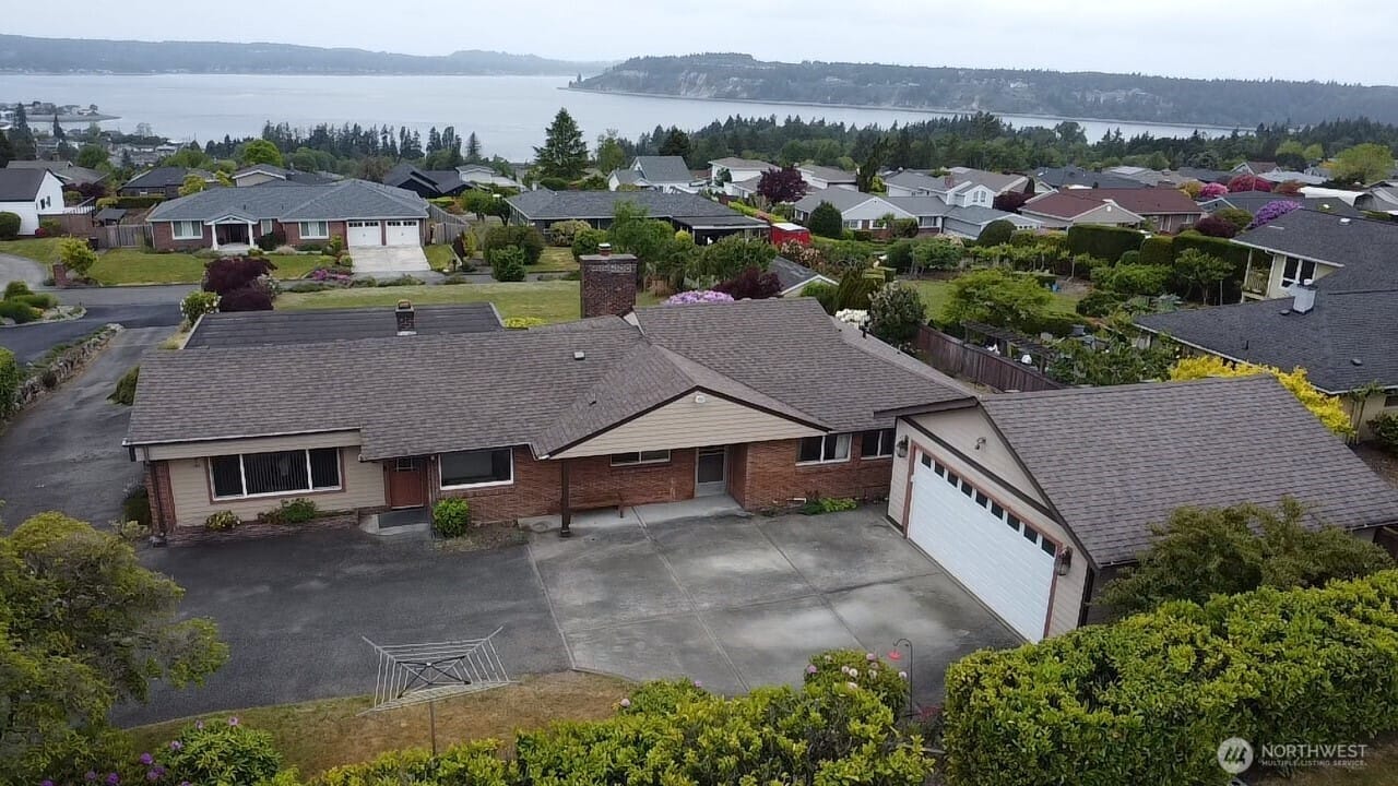 Tacoma, Washington, 98465, United States, 3 Bedrooms Bedrooms, ,2 BathroomsBathrooms,Residential,For Sale,1829131