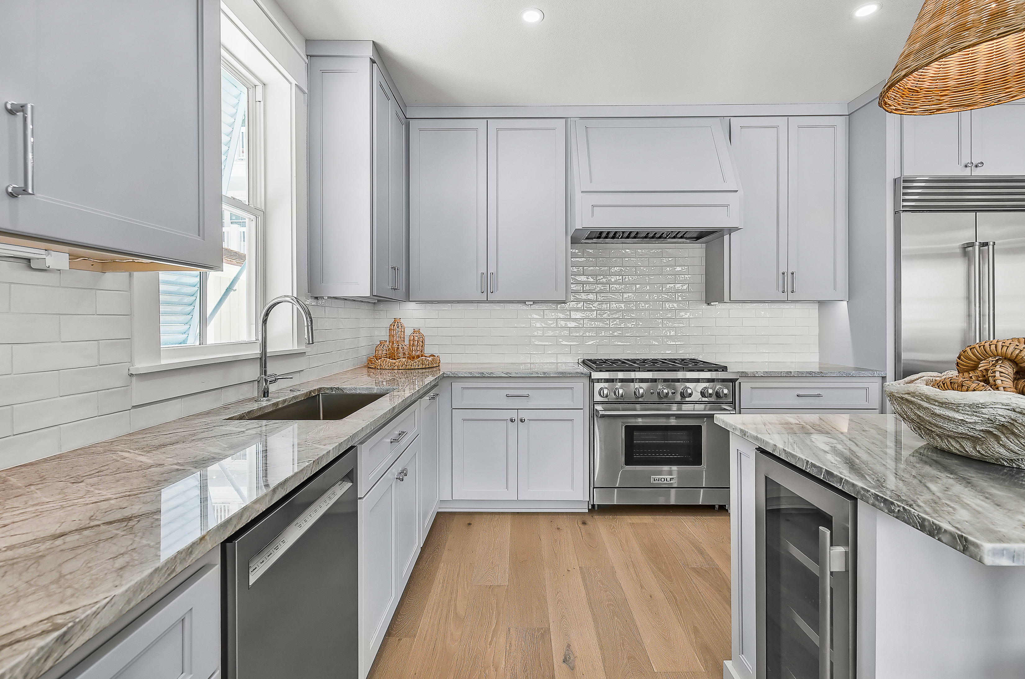  Coastal Elegance Meets Waterfront Living - 物件實景