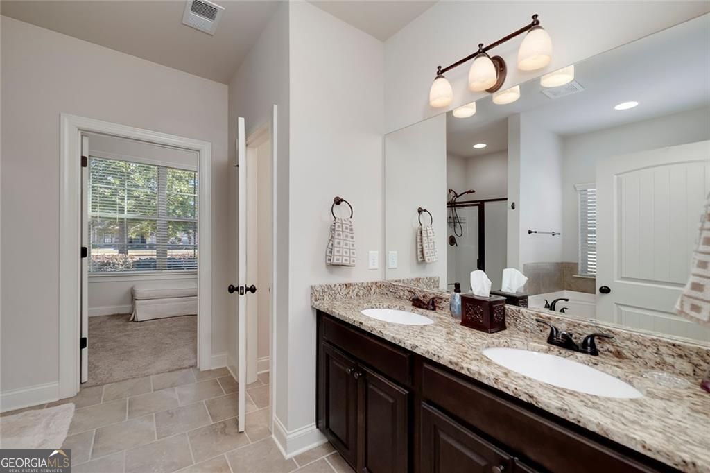 Locust Grove, Georgia, 30248, United States, 5 Bedrooms Bedrooms, ,5 BathroomsBathrooms,Residential,For Sale,1967272