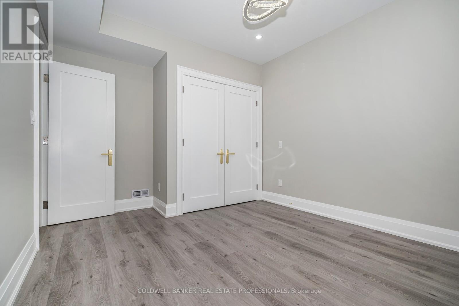 TORONTO (WEXFORD-MARYVALE), Ontario, M1R 3X4, CA, 8 Bedrooms Bedrooms, ,7 BathroomsBathrooms,Residential,For Sale,1951163