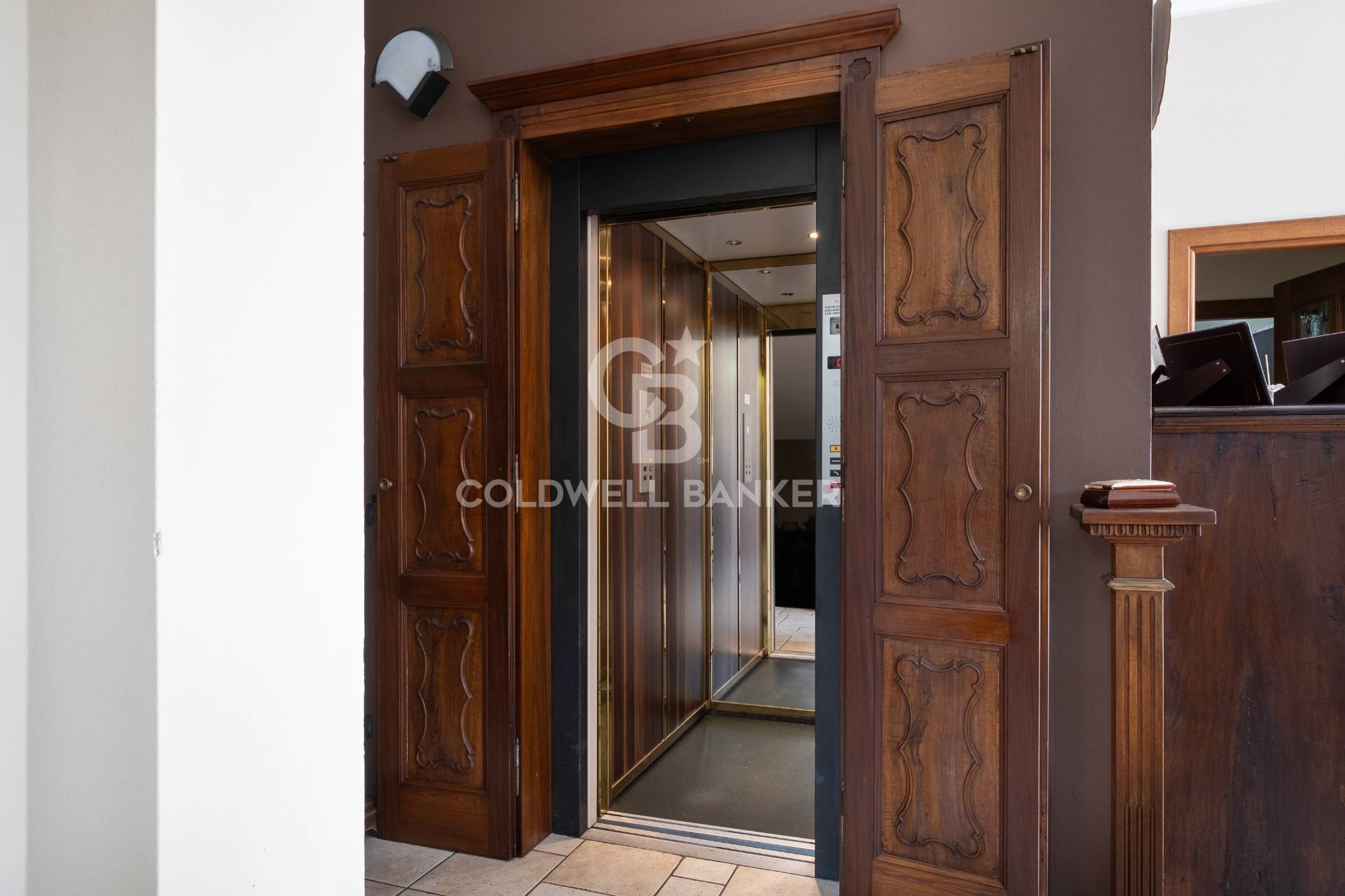Sesto Calende, Varese, 21018, IT, 6 Bedrooms Bedrooms, ,5 BathroomsBathrooms,Residential,For Sale,1796878