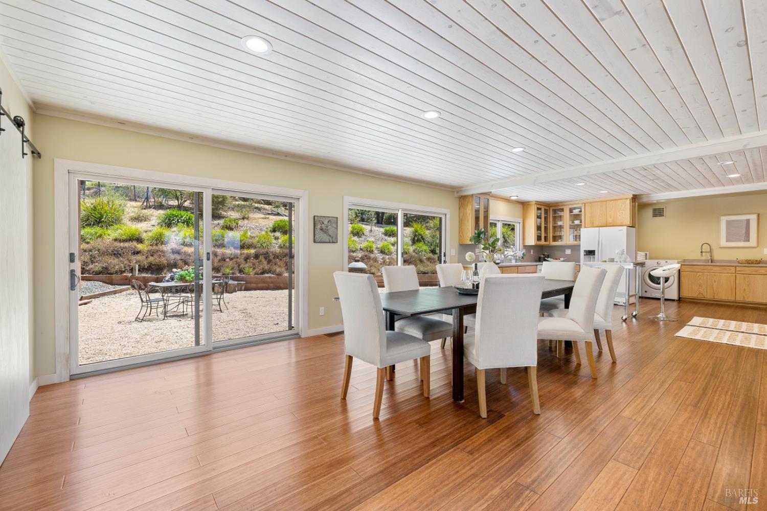 Napa, California, 94558, United States, 3 Bedrooms Bedrooms, ,2 BathroomsBathrooms,Residential,For Sale,1991409