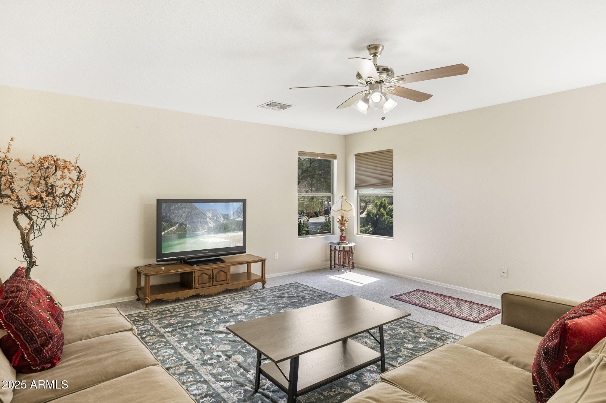 Phoenix, Arizona, 85042, United States, 5 Bedrooms Bedrooms, ,Residential,For Sale,1957752