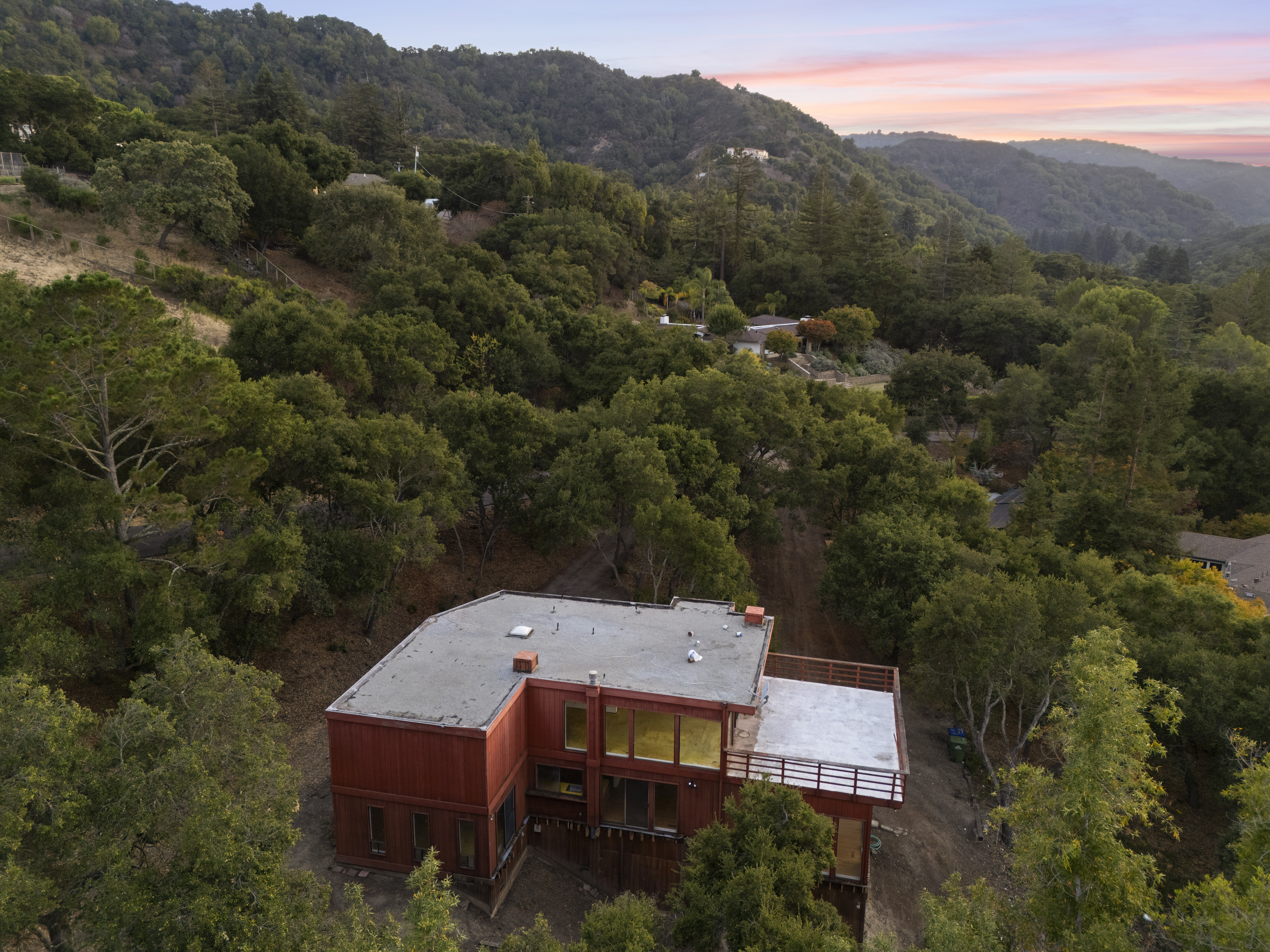  Prime Development Opportunity in Los Altos Hills - 物件實景