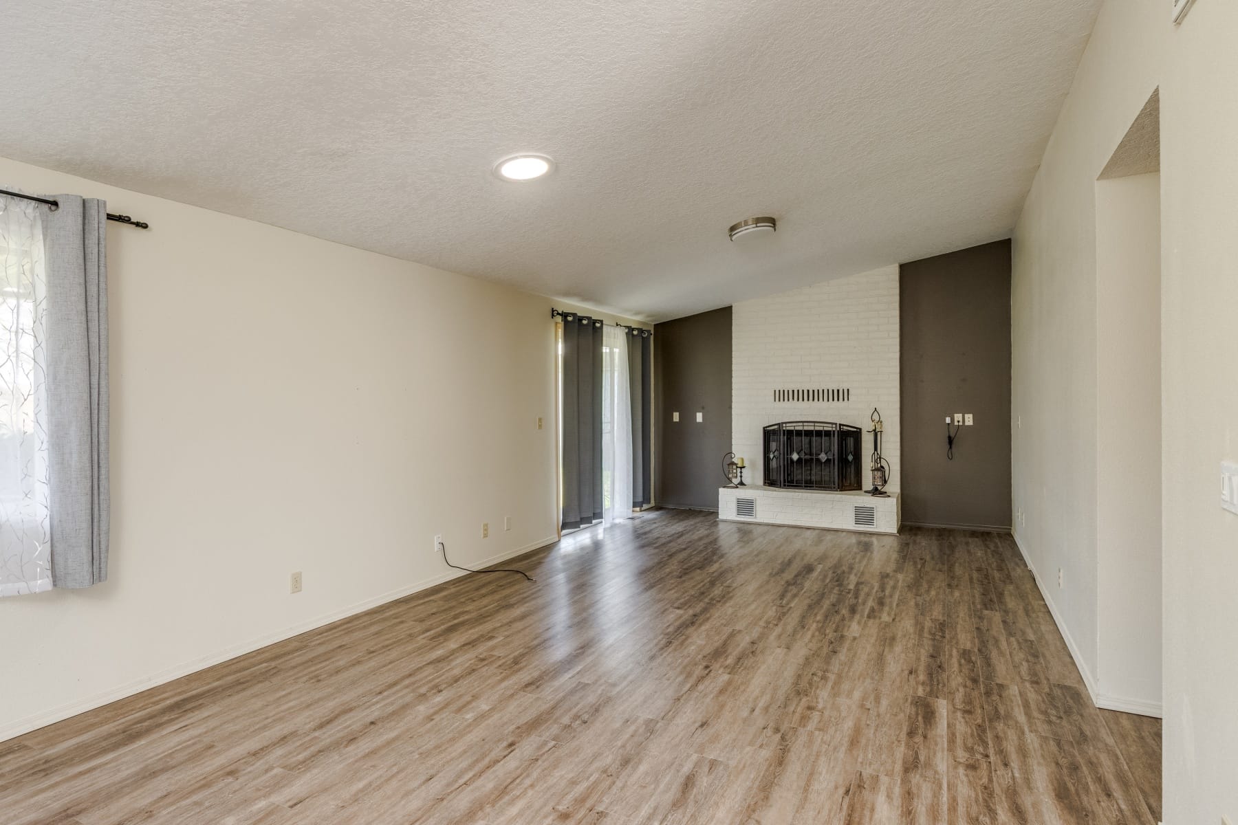  19330 NW GILLIHAN RD Portland, OR 97231 - 物件實景