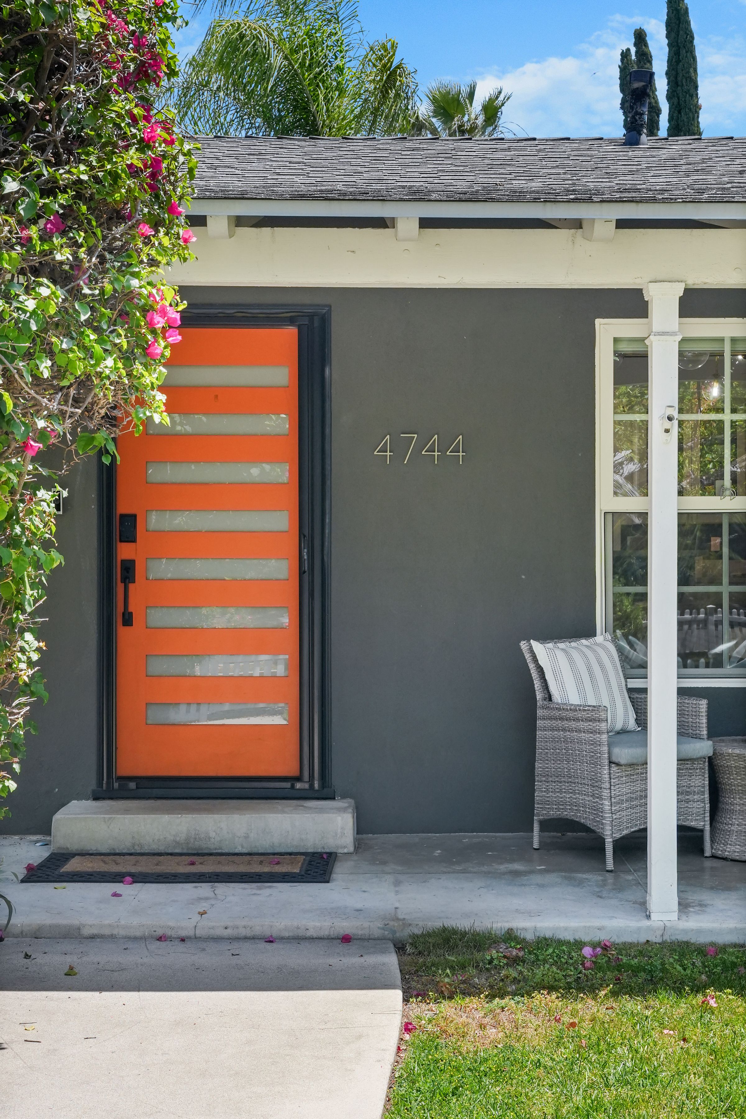  4744 Camellia Avenue - 物件實景