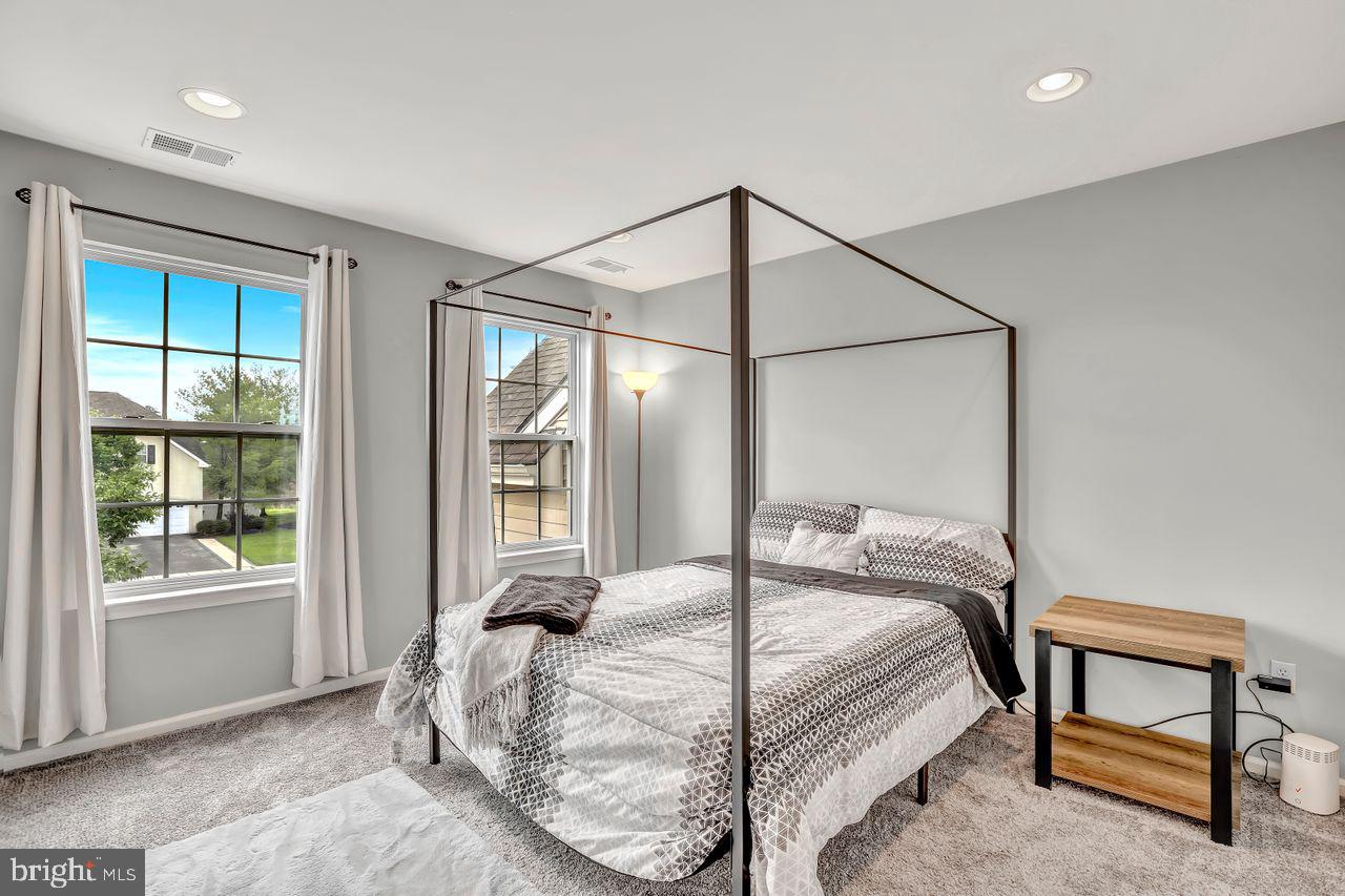 Berlin, New Jersey, 08009, United States, 4 Bedrooms Bedrooms, ,4 BathroomsBathrooms,Residential,For Sale,1839862