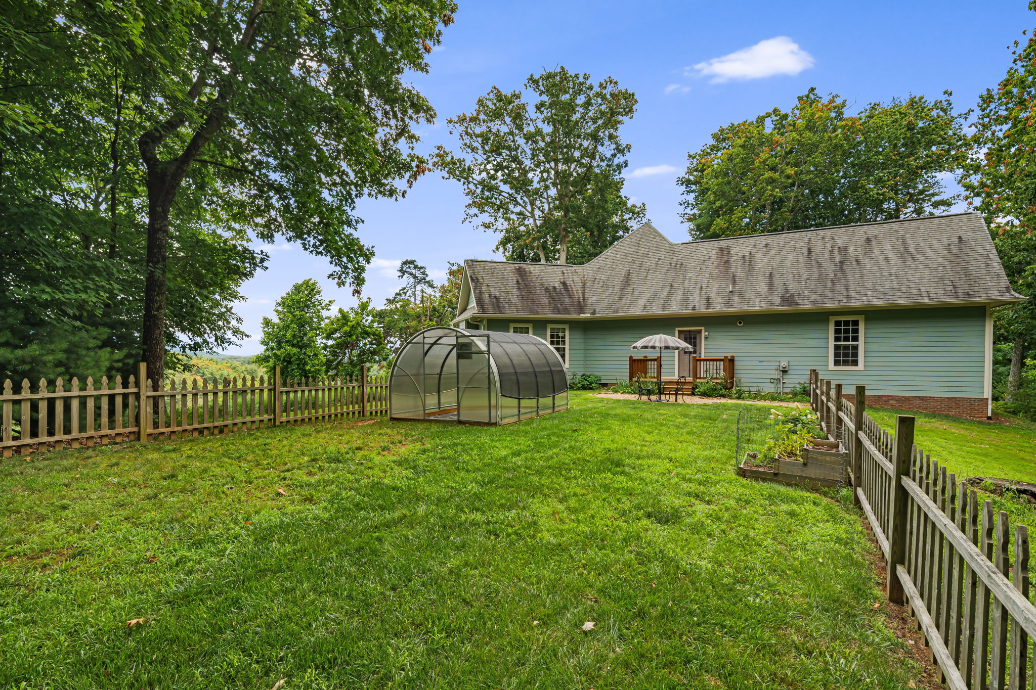 Mars Hill, North Carolina, 28754, United States, 3 Bedrooms Bedrooms, ,3 BathroomsBathrooms,Residential,For Sale,1923227