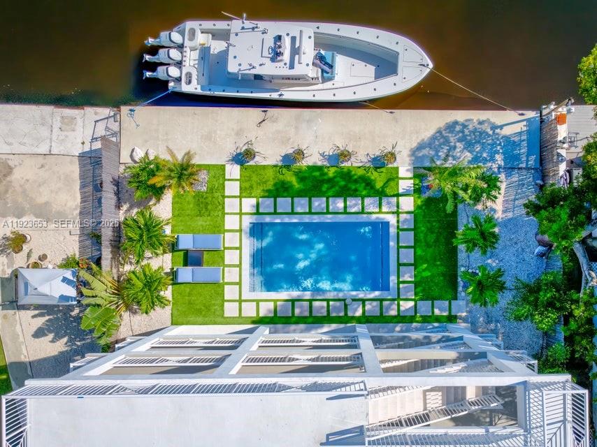 Key Largo, Florida, 33037, United States, 5 Bedrooms Bedrooms, ,3 BathroomsBathrooms,Residential,For Sale,2002061