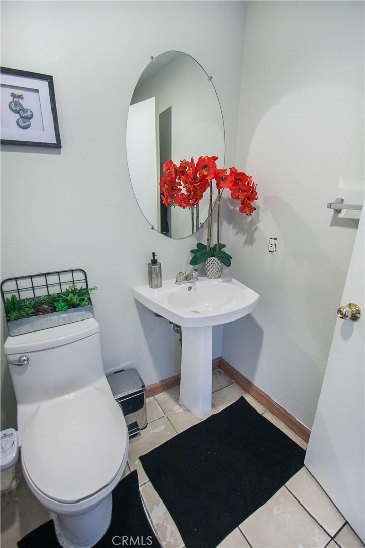 Sylmar, California, 91342, United States, 3 Bedrooms Bedrooms, ,3 BathroomsBathrooms,Residential,For Sale,1917453