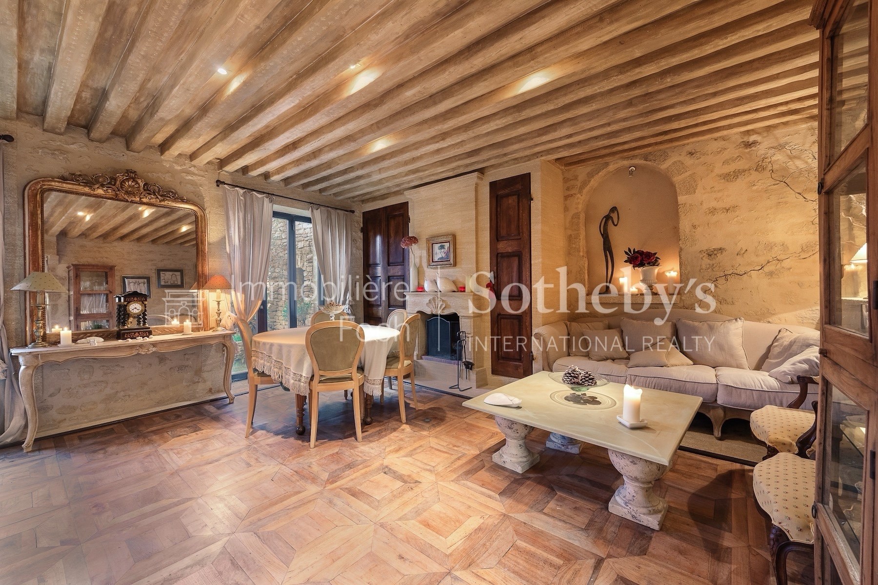  Superb stone property with swimming pool and wellness area in the heart of a so… - 物件實景