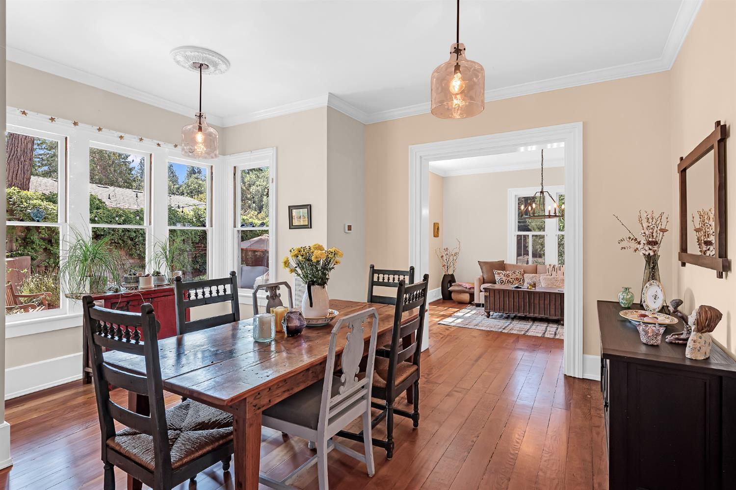 Placerville, California, 95667, United States, 4 Bedrooms Bedrooms, ,2 BathroomsBathrooms,Residential,For Sale,1978862