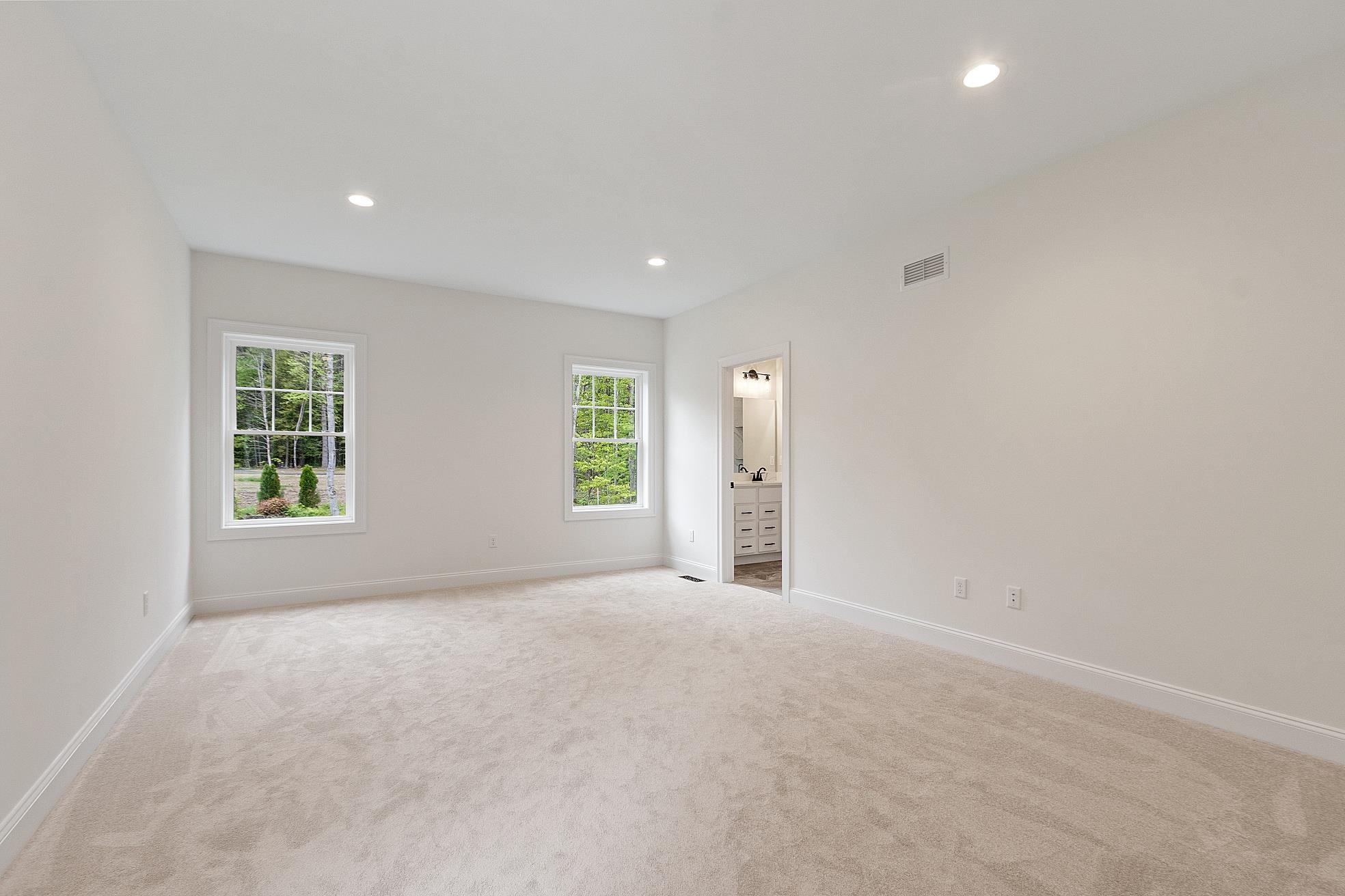 Peterborough, New Hampshire, 03458, United States, 3 Bedrooms Bedrooms, ,1 BathroomBathrooms,Residential,For Sale,1828111