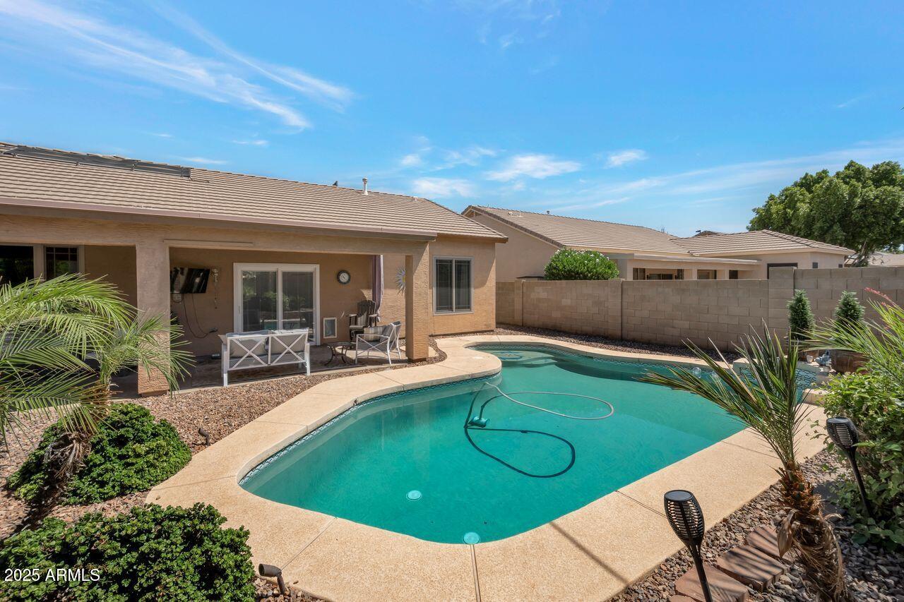 Gilbert, Arizona, 85296, United States, 3 Bedrooms Bedrooms, ,Residential,For Sale,1903465