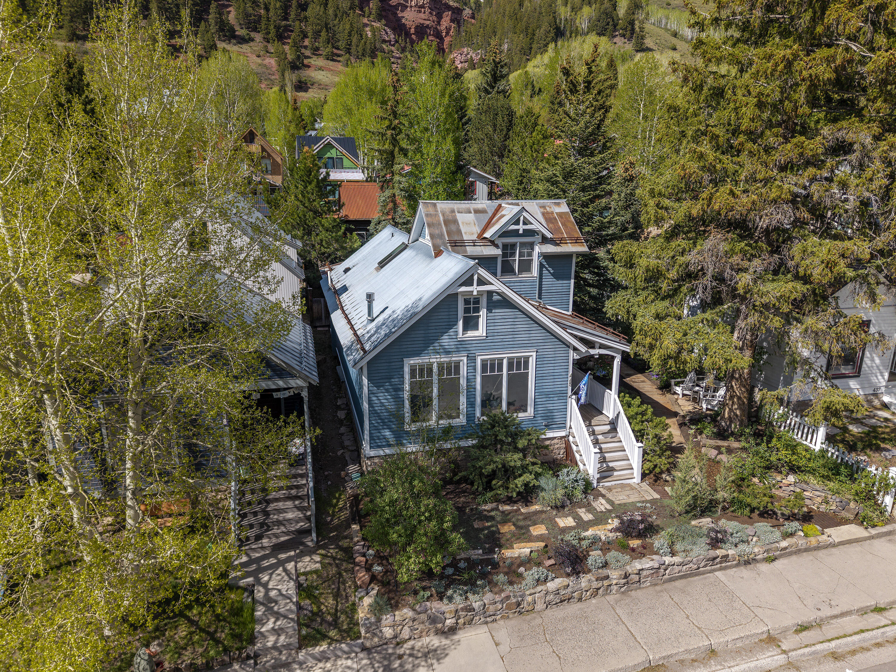 Telluride, Colorado, 81435, United States, 4 Bedrooms Bedrooms, ,4 BathroomsBathrooms,Residential,For Sale,1840388