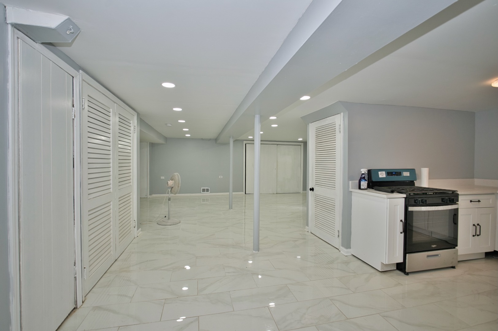 Skokie, Illinois, 60076, United States, 4 Bedrooms Bedrooms, ,3 BathroomsBathrooms,Residential,For Sale,1978573