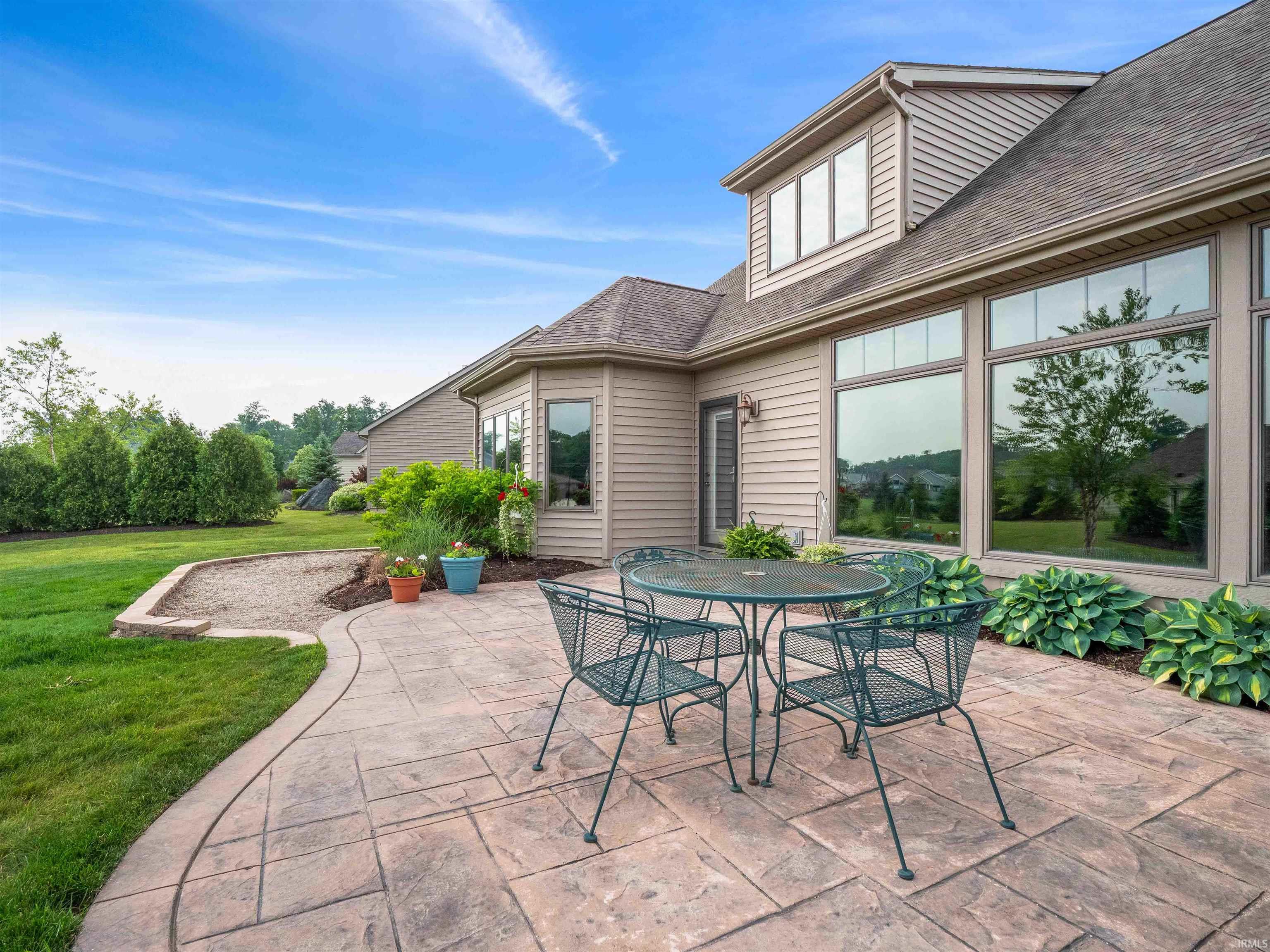 Fort Wayne, Indiana, 46845, United States, 3 Bedrooms Bedrooms, ,3 BathroomsBathrooms,Residential,For Sale,1878138