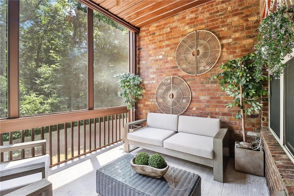 Atlanta, Georgia, 30339, United States, 3 Bedrooms Bedrooms, ,4 BathroomsBathrooms,Residential,For Sale,2003364