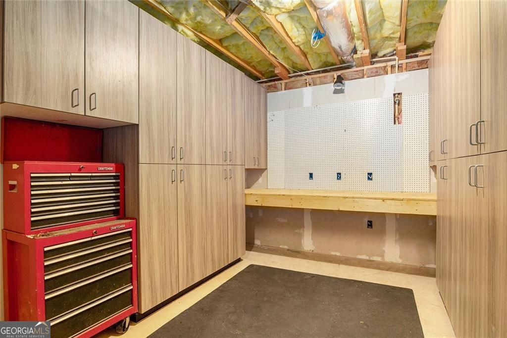 DAWSONVILLE, Georgia, 30534, United States, 3 Bedrooms Bedrooms, ,3 BathroomsBathrooms,Residential,For Sale,1894600