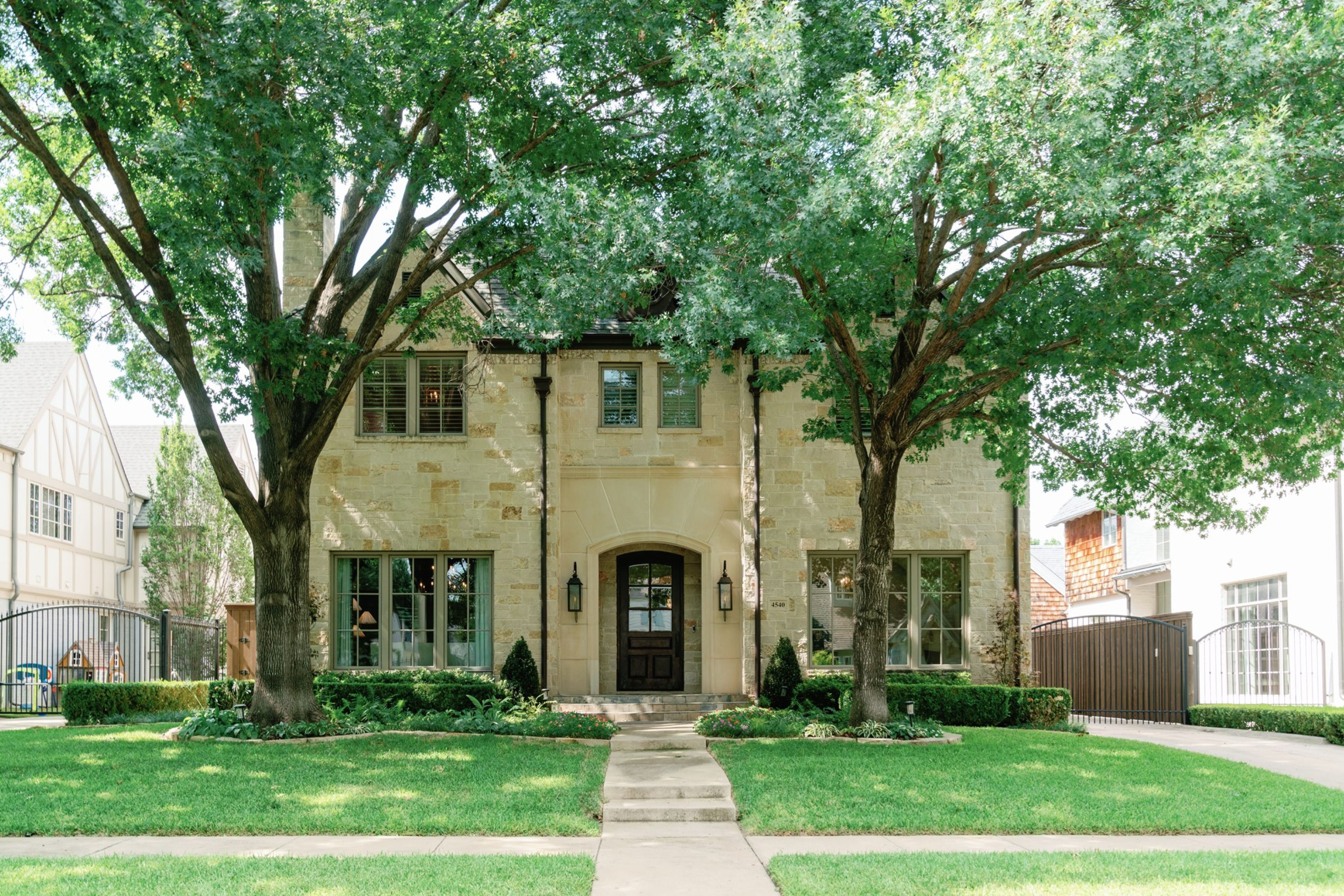  French Elegance in the heart of Highland Park zoned to Bradfield - 物件實景