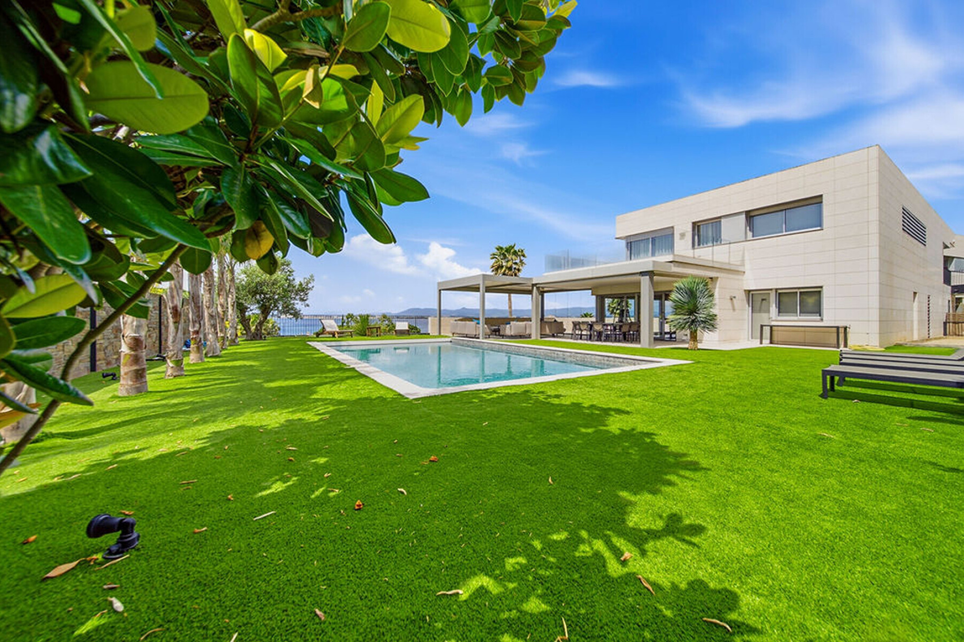  Exceptional Designer Villa with Marina, Sea and Mountain Views - 物件實景