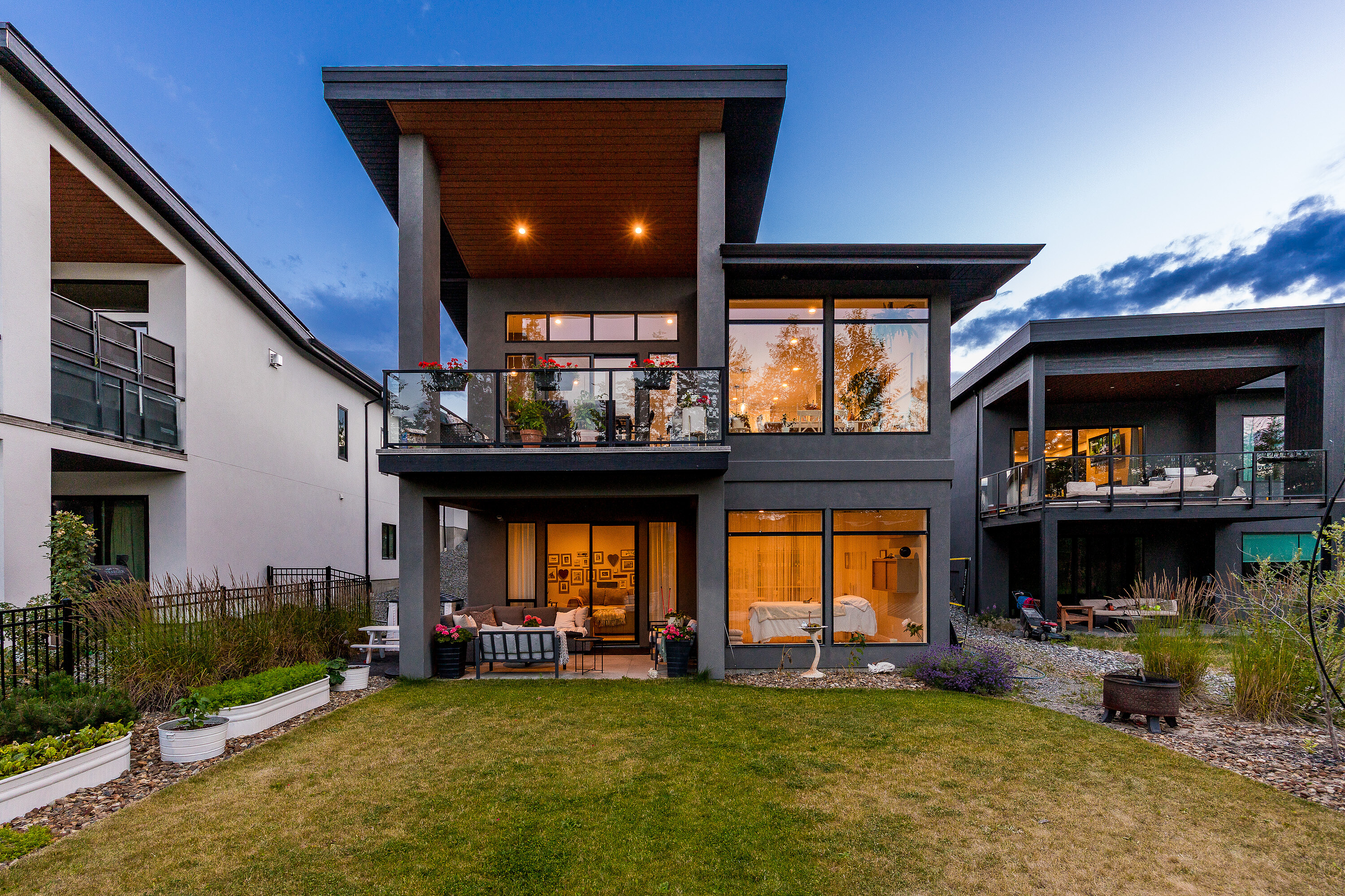  Walkout Rancher in Lakestone - 物件實景