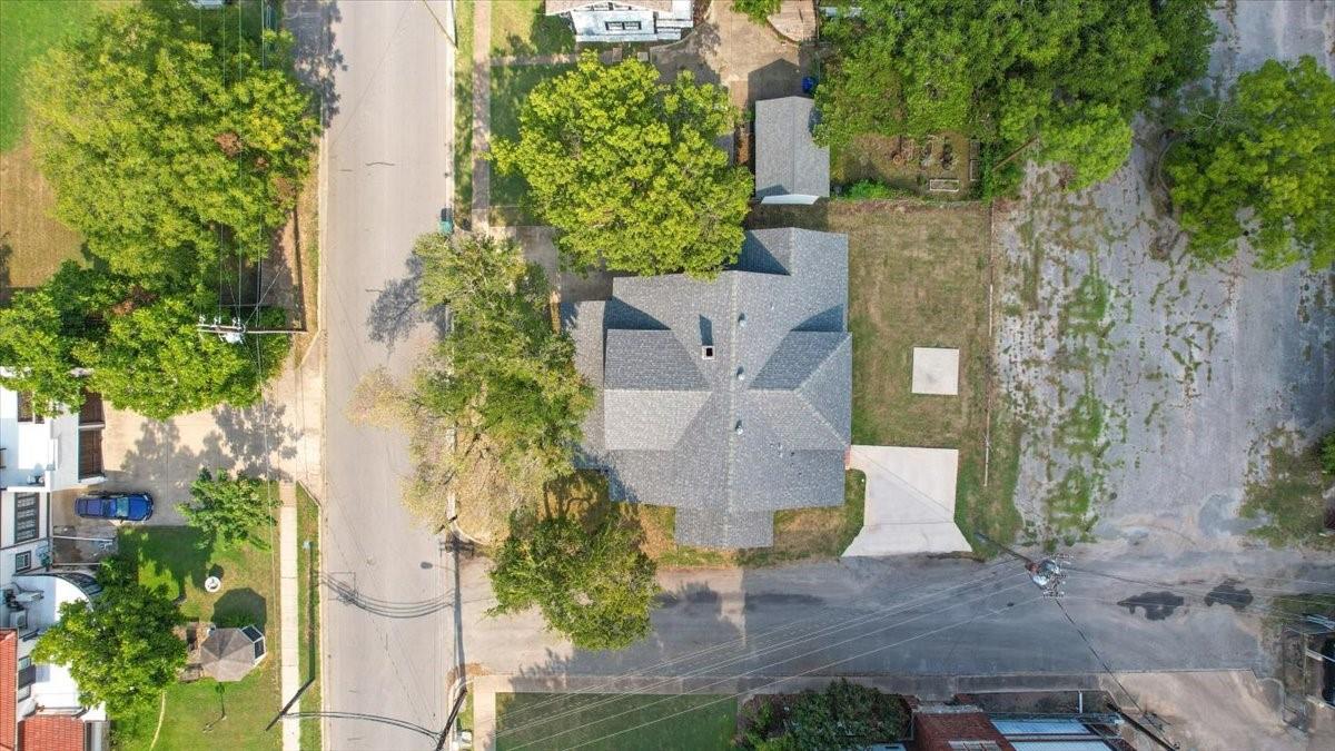 Sherman, Texas, 75090, United States, 5 Bedrooms Bedrooms, ,2 BathroomsBathrooms,Residential,For Sale,1937977