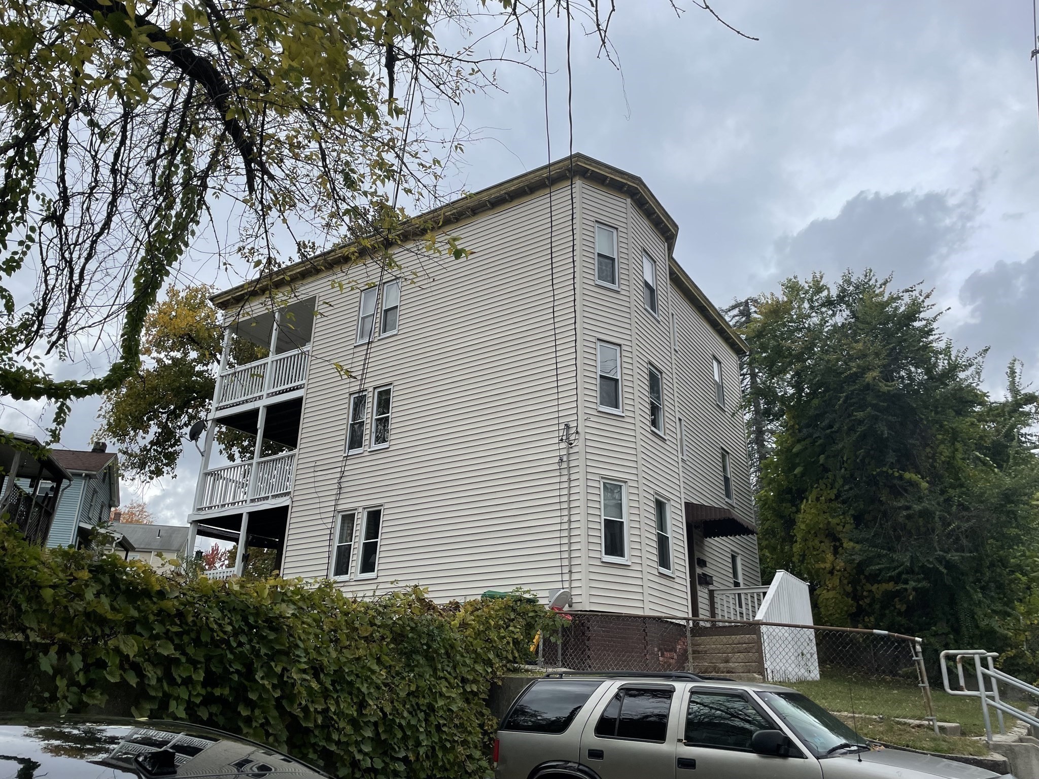 Property photo 4