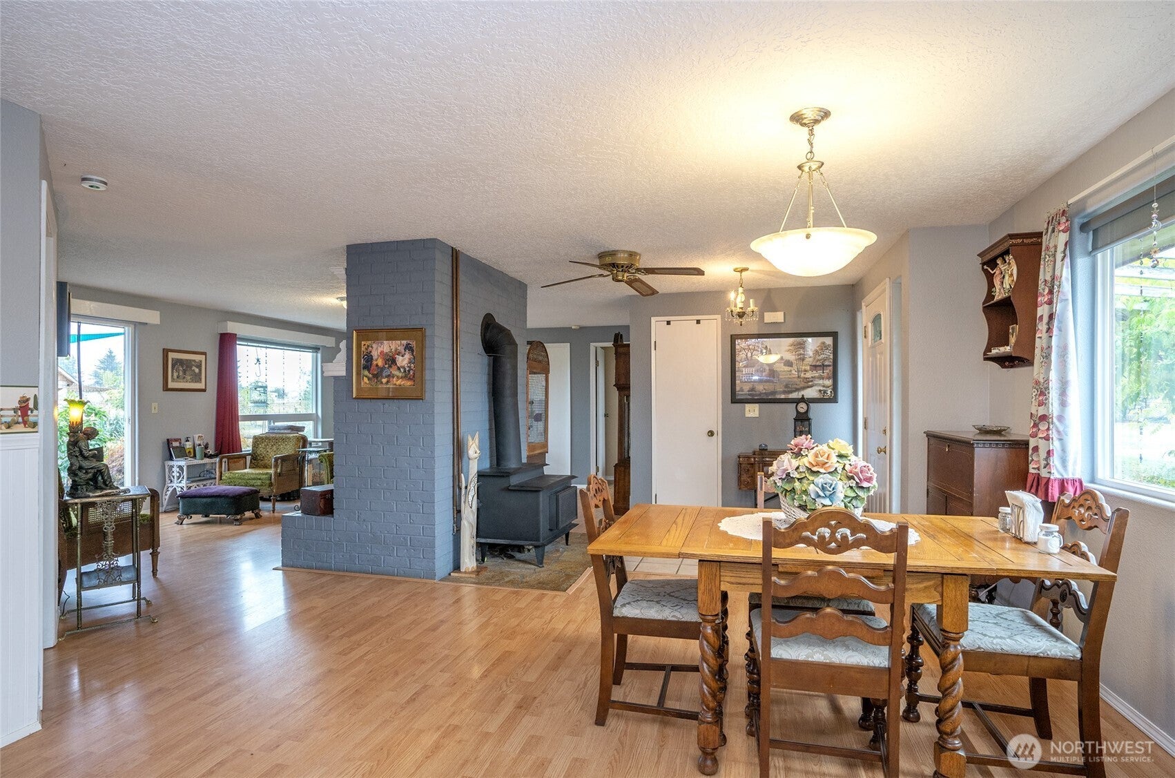 Toledo, Washington, 98591, United States, 3 Bedrooms Bedrooms, ,Residential,For Sale,1976554