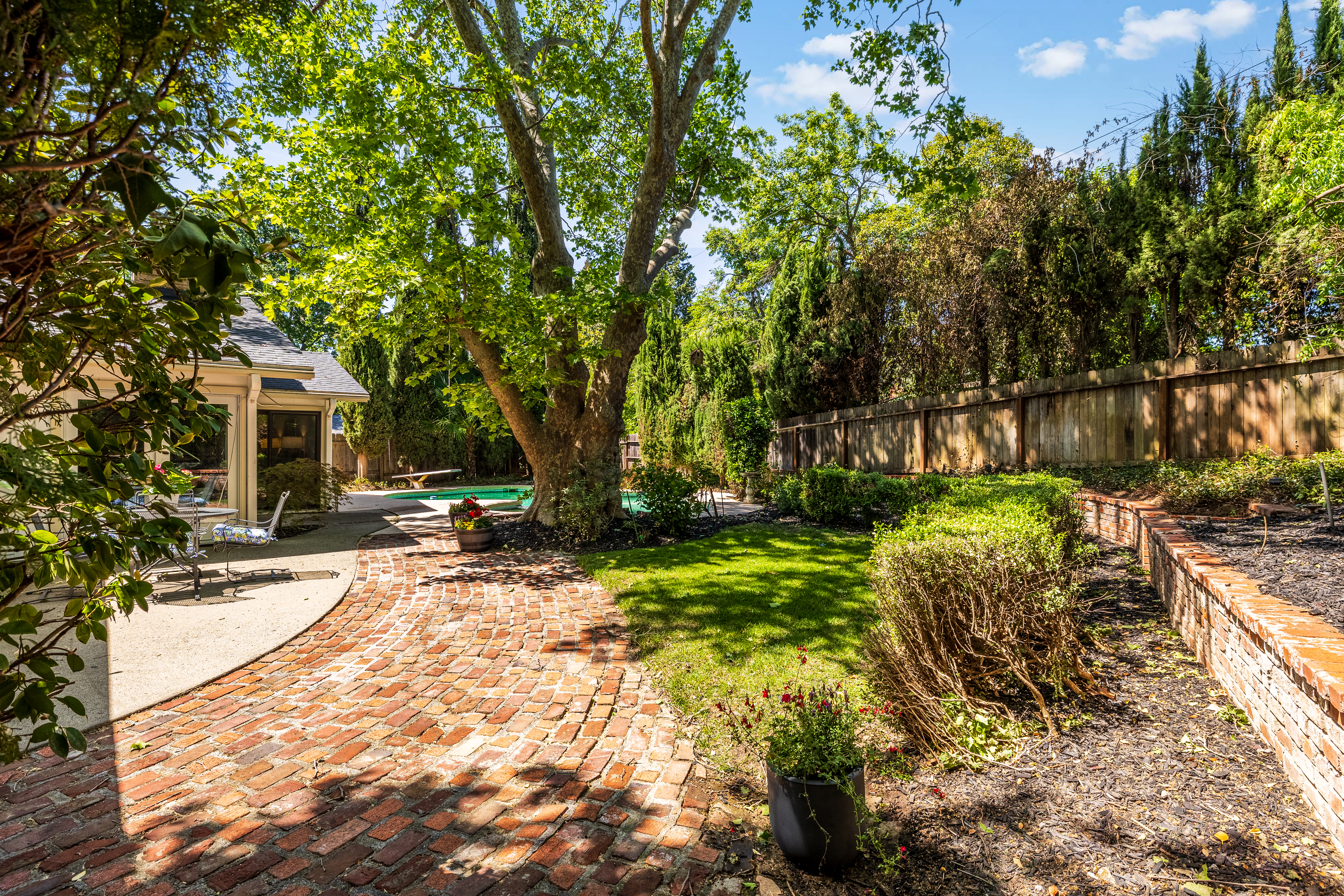  8535 Winding Way, Fair Oaks, CA 95628 - 物件實景