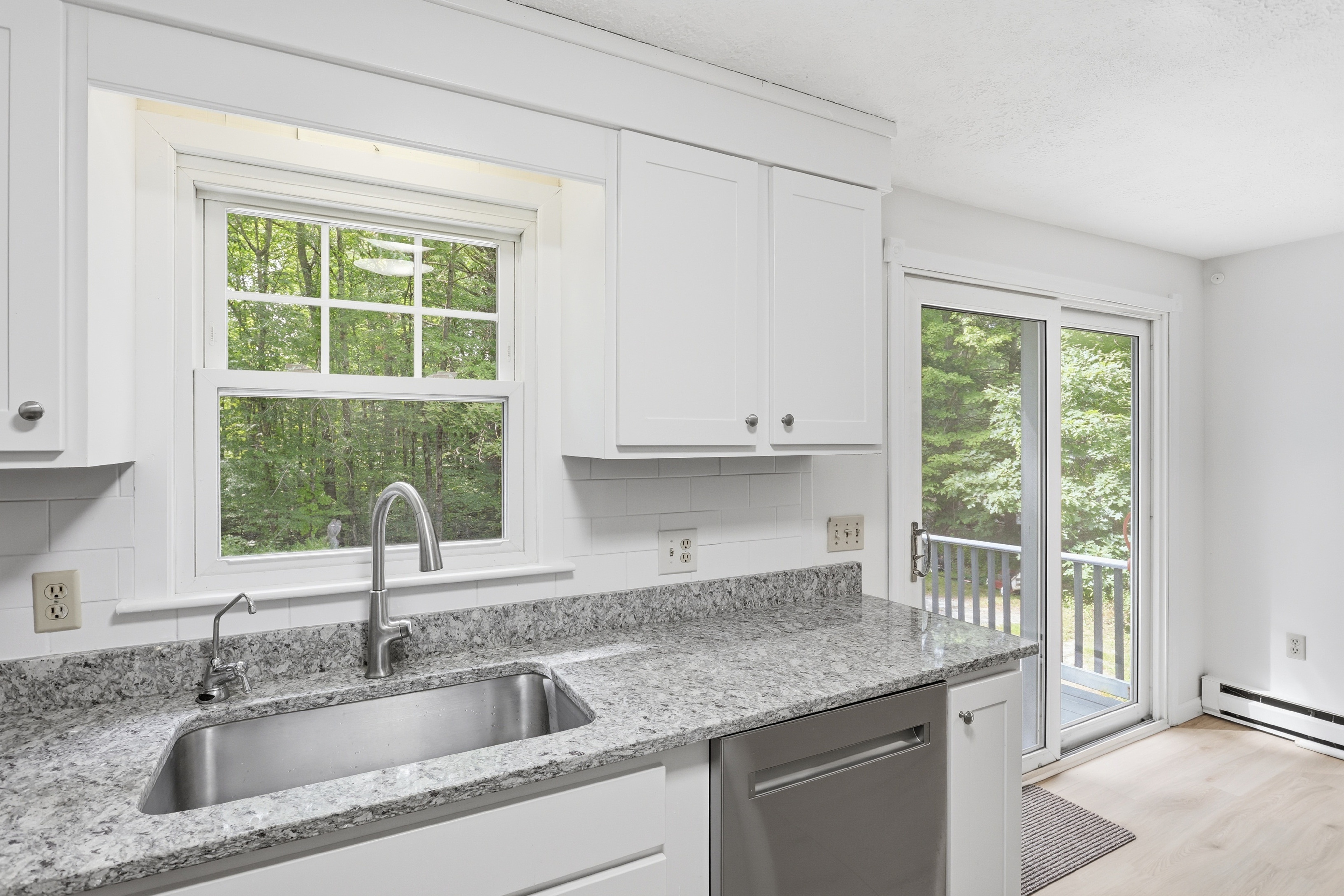  42 Jason Drive, Goffstown, NH 03045 - 物件實景