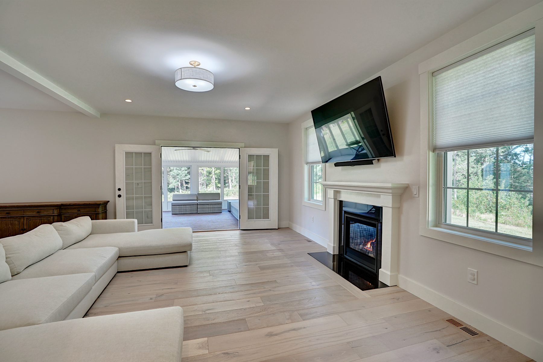  14 Osgood Road Kensington NH - 物件實景