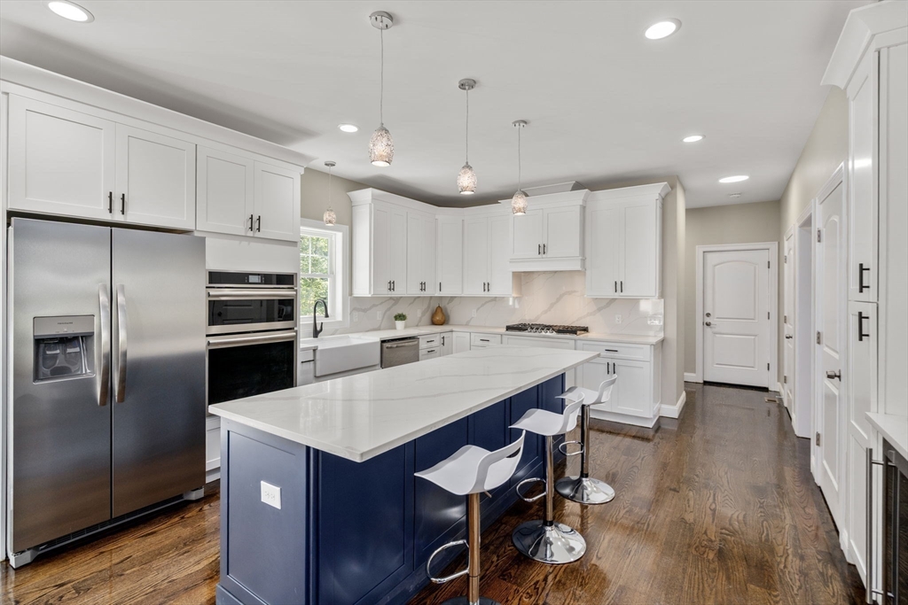 East Longmeadow, Massachusetts, 01028, United States, 4 Bedrooms Bedrooms, ,3 BathroomsBathrooms,Residential,For Sale,1986276