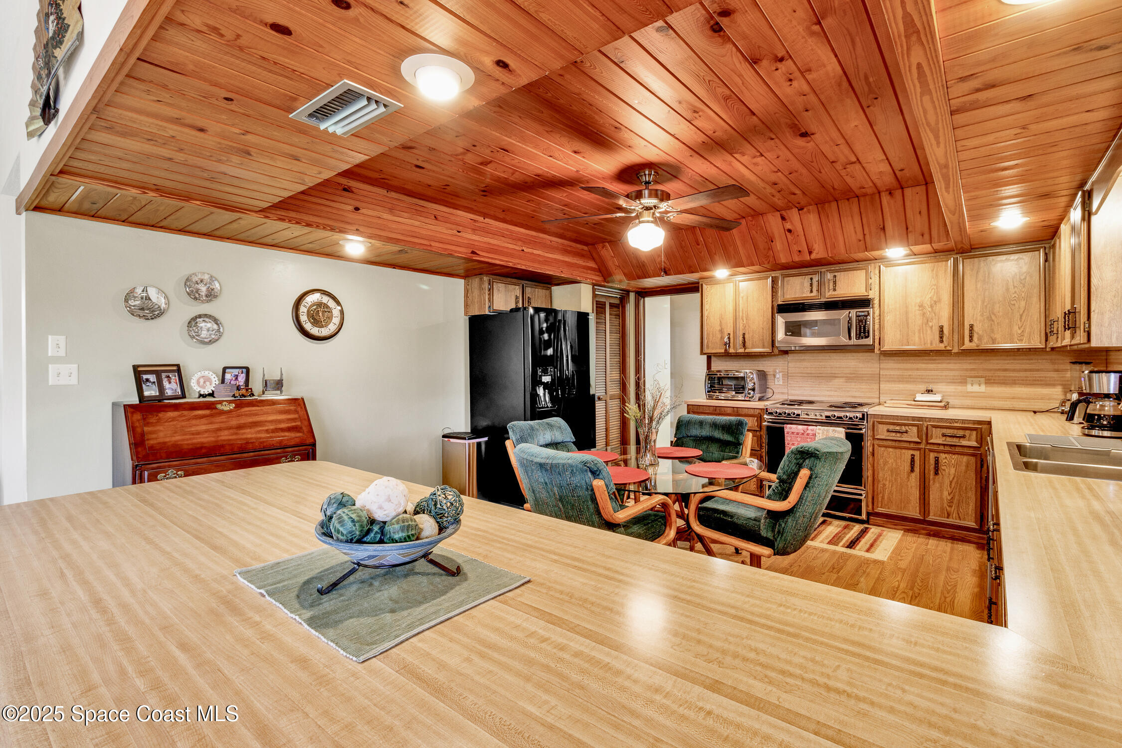 Melbourne Beach, Florida, 32951, United States, 4 Bedrooms Bedrooms, ,2 BathroomsBathrooms,Residential,For Sale,1908724