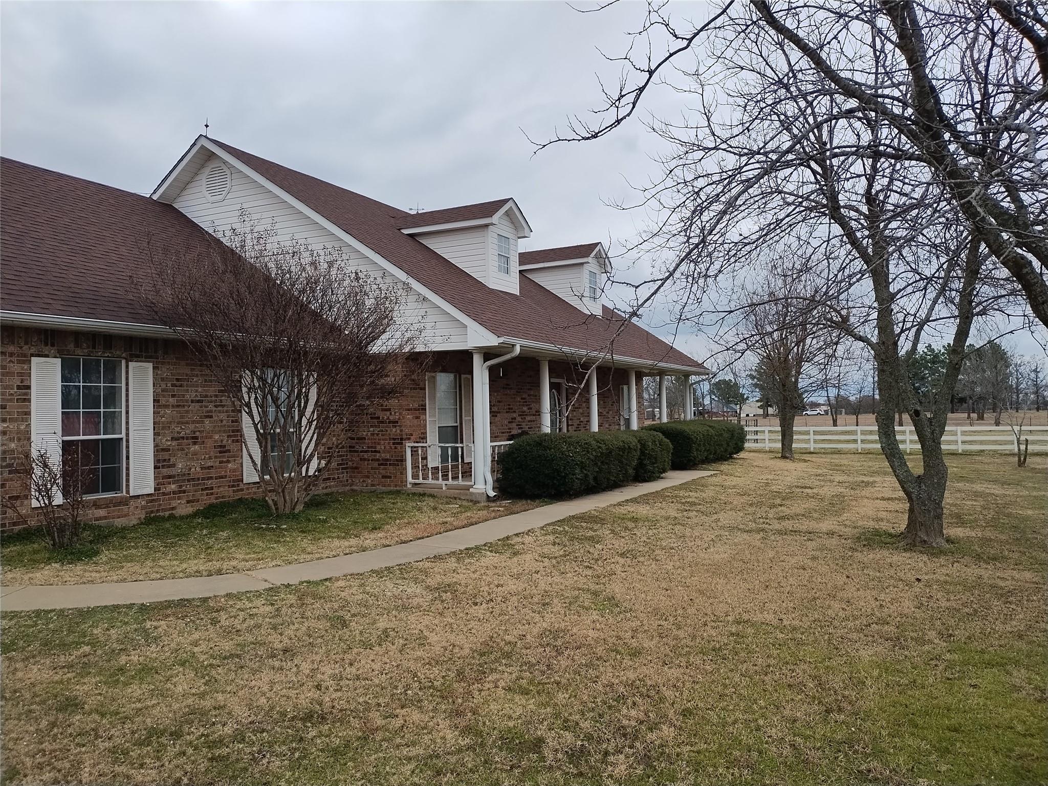 Sulphur Springs, Texas, 75482, United States, 3 Bedrooms Bedrooms, ,3 BathroomsBathrooms,Residential,For Sale,1975221