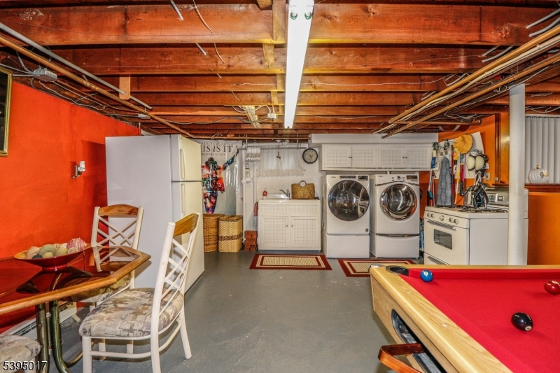 Rahway City, New Jersey, 07065, United States, 4 Bedrooms Bedrooms, ,2 BathroomsBathrooms,Residential,For Sale,1986510