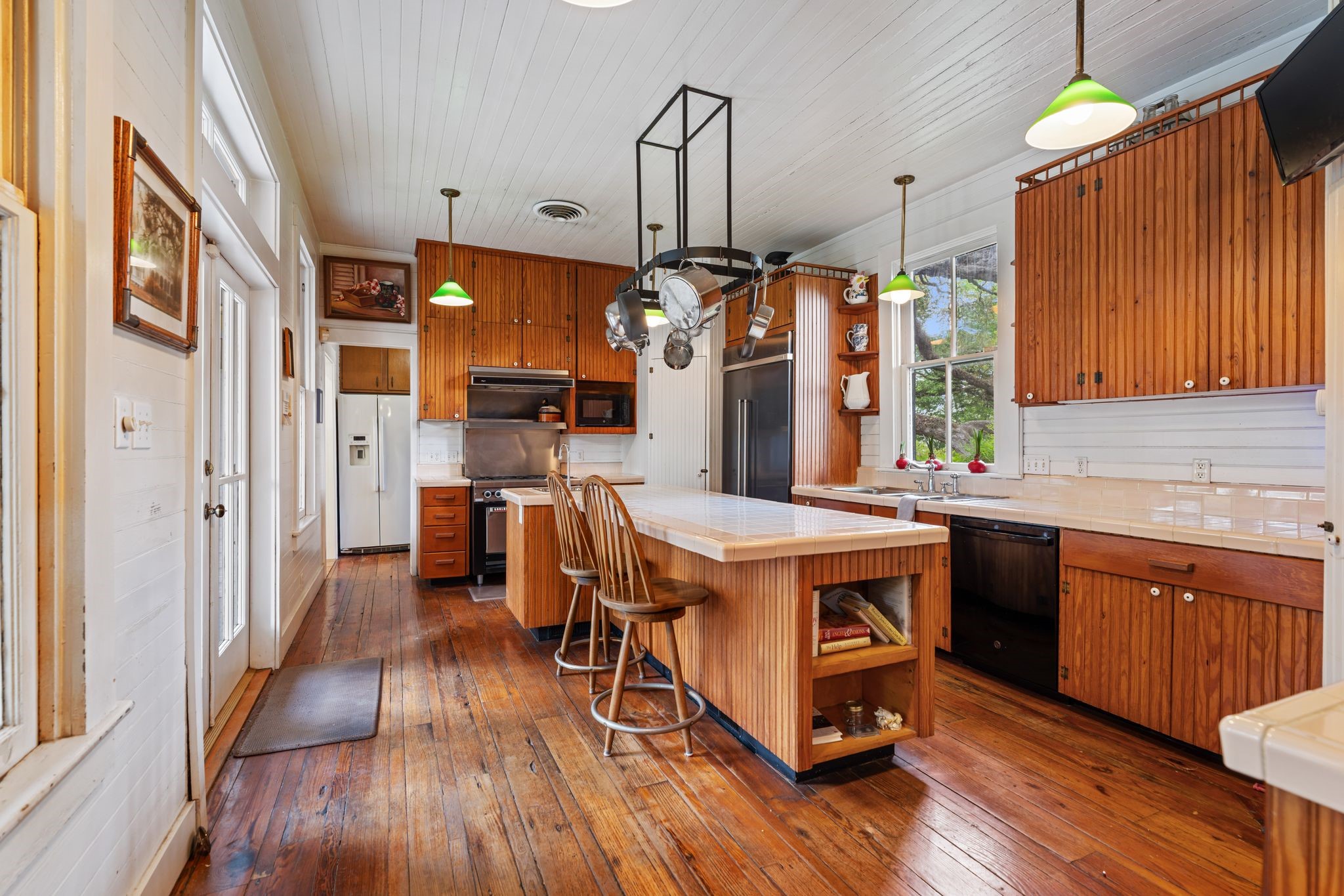  351 E Colorado Street, La Grange, TX, 78945 - 物件實景