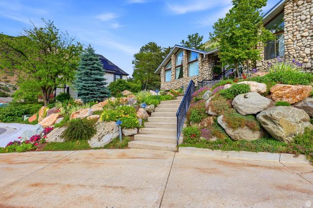 Cottonwood Heights, Utah, 84121, United States, 4 Bedrooms Bedrooms, ,4 BathroomsBathrooms,Residential,For Sale,2047949