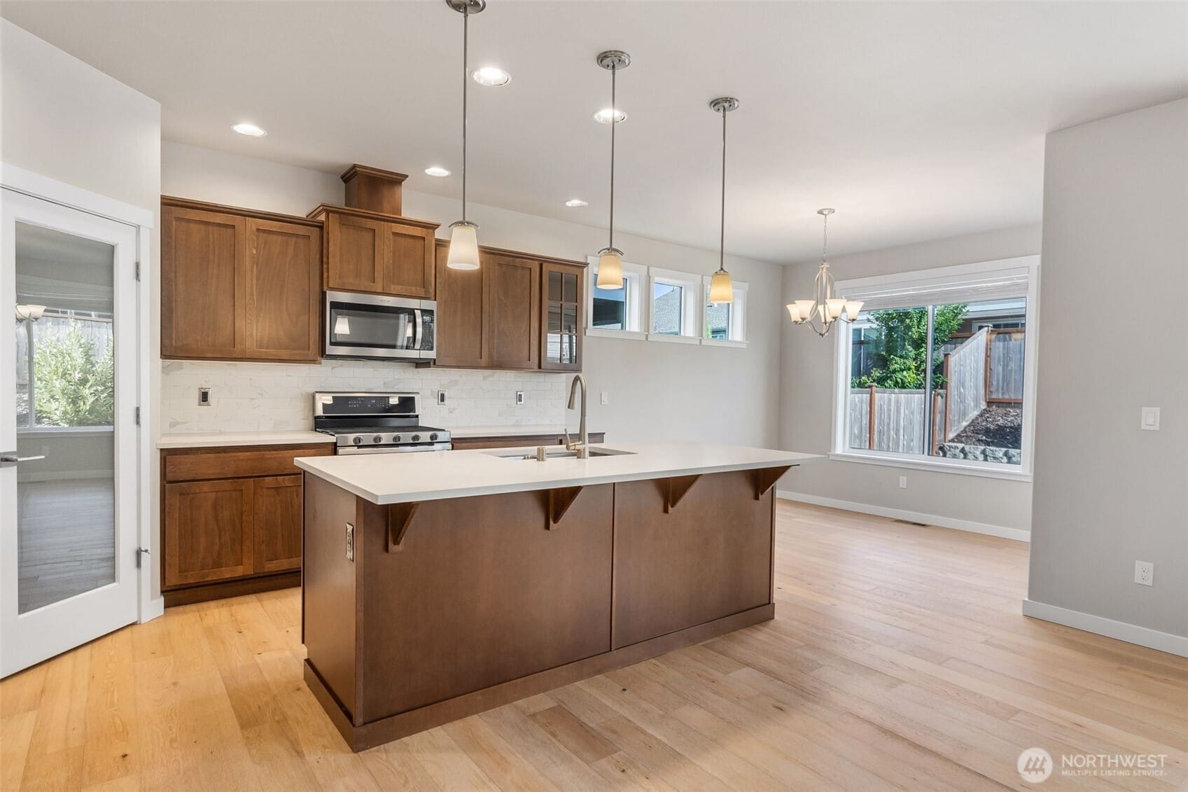Tumwater, Washington, 98501, United States, 5 Bedrooms Bedrooms, ,4 BathroomsBathrooms,Residential,For Sale,1785194